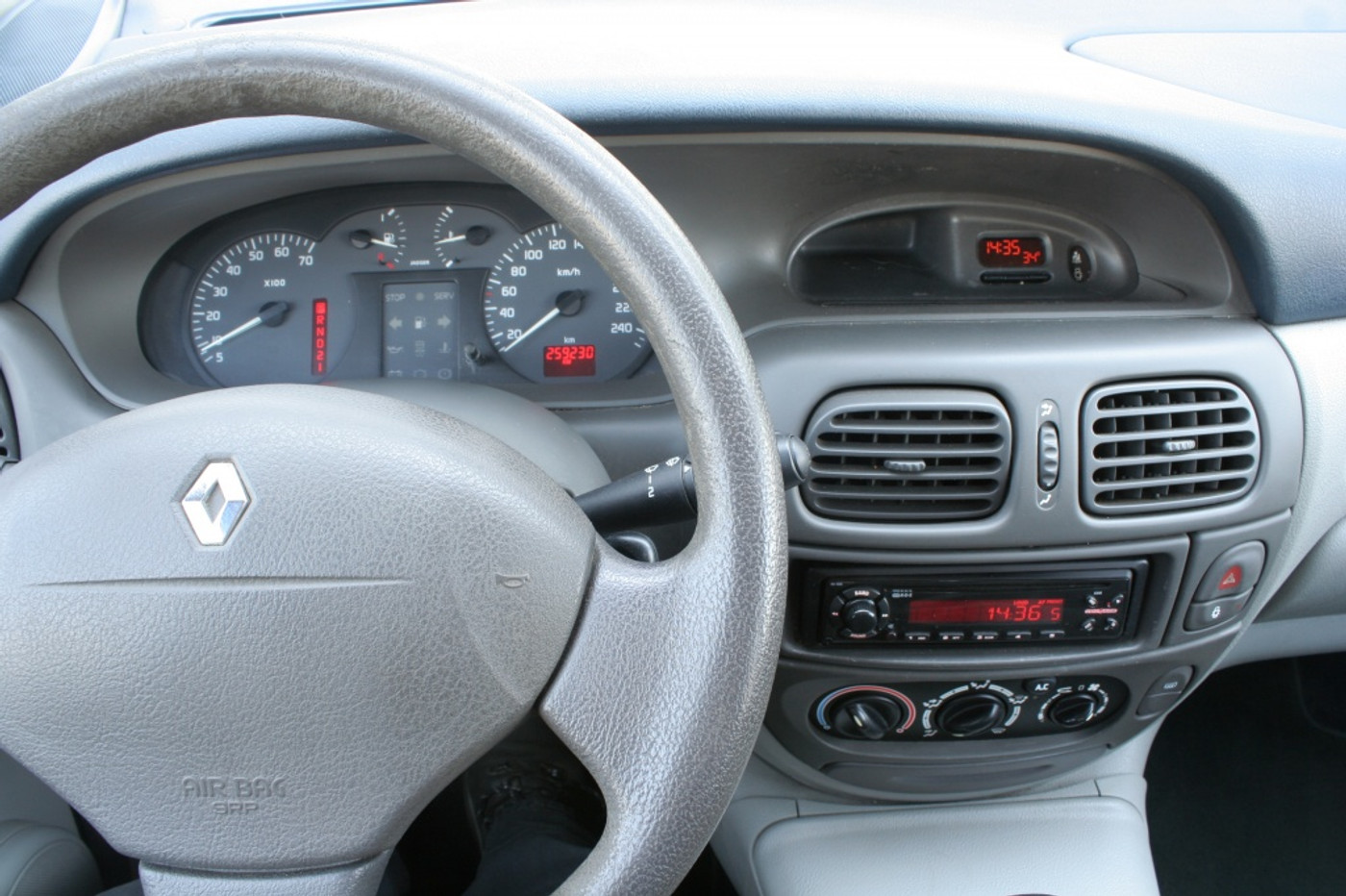 Foto van Renault Scénic
