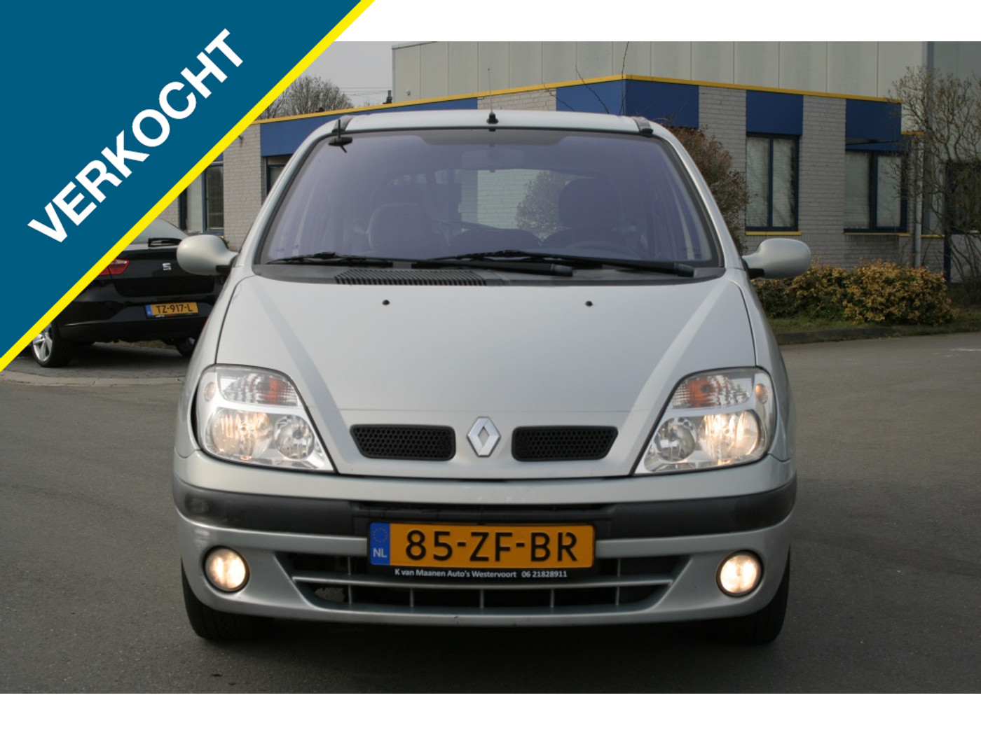 Renault Scénic 2.0-16V RXI 2000 - voorkant