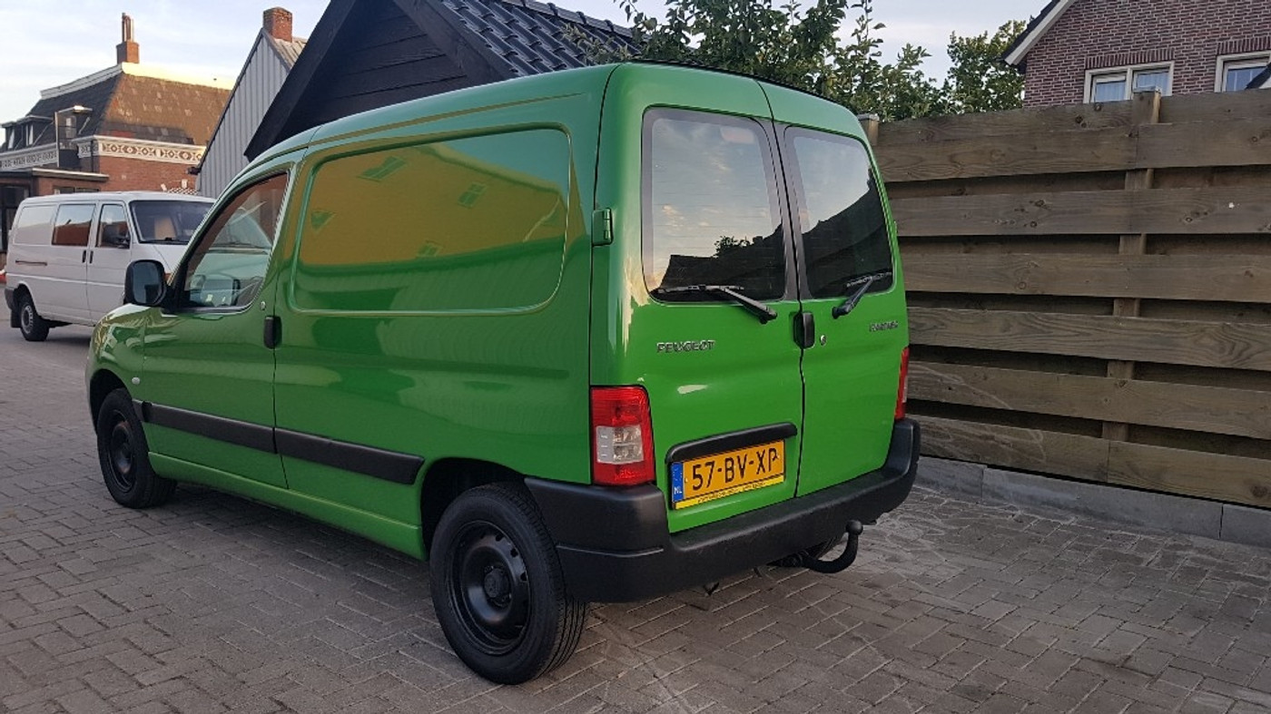 Foto van Peugeot Partner