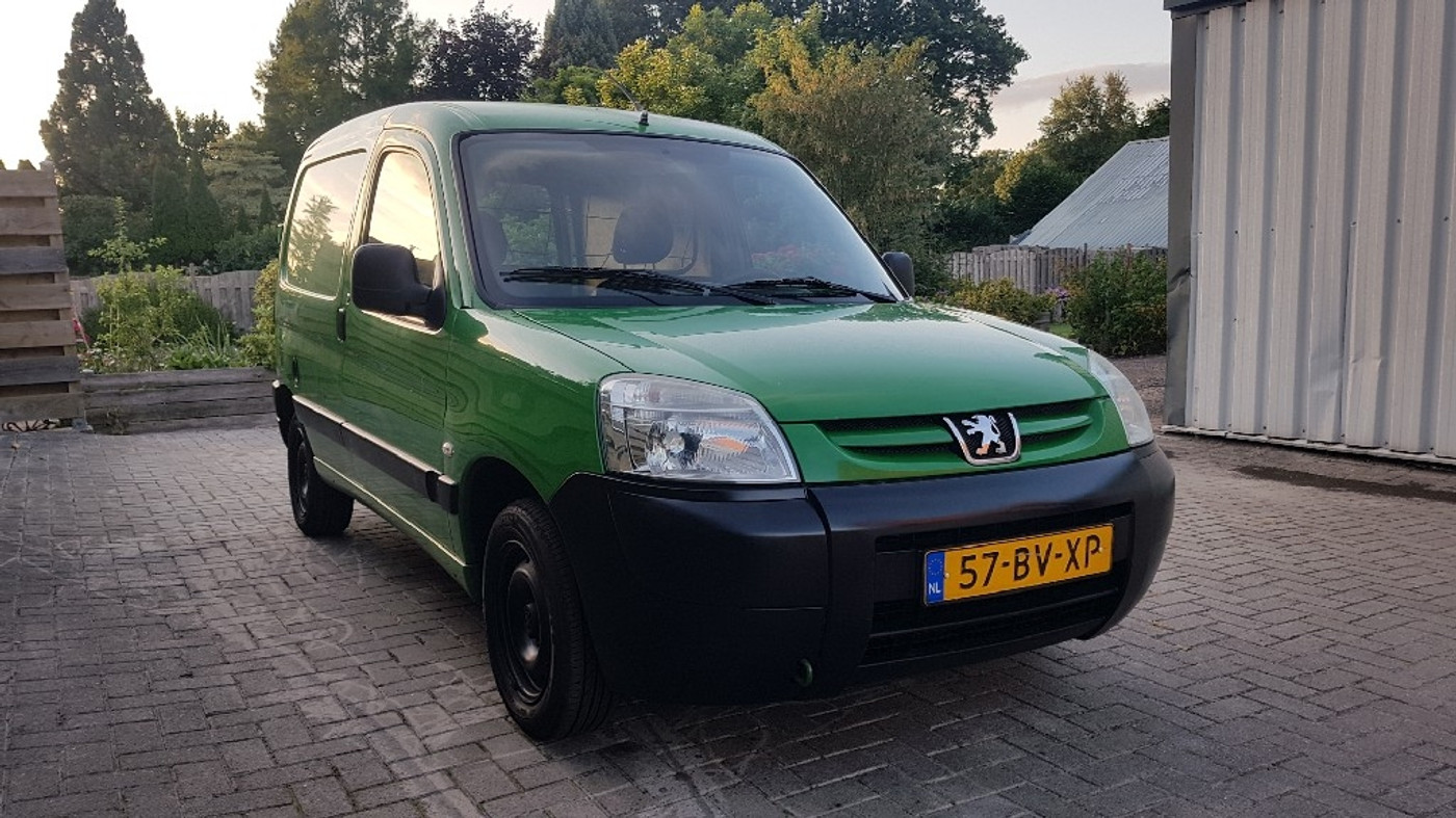 Foto van Peugeot Partner