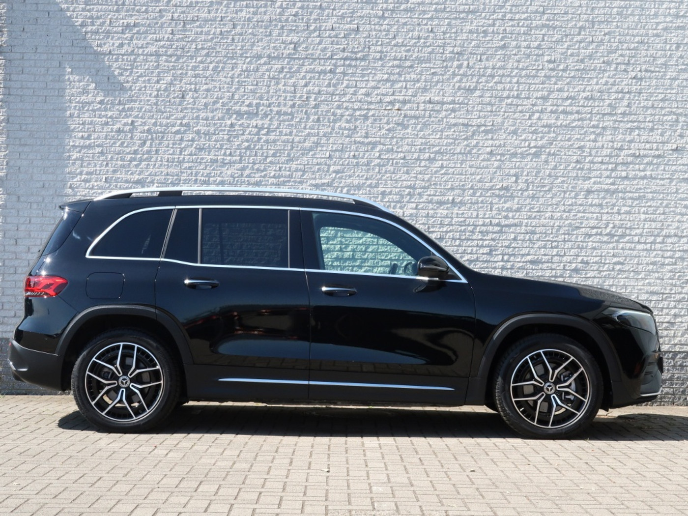 Foto van Mercedes-Benz Eqb