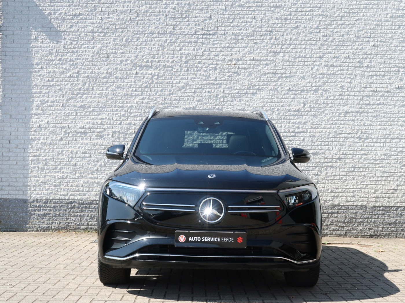 Foto van Mercedes-Benz Eqb
