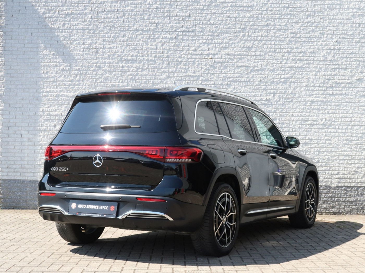 Foto van Mercedes-Benz Eqb