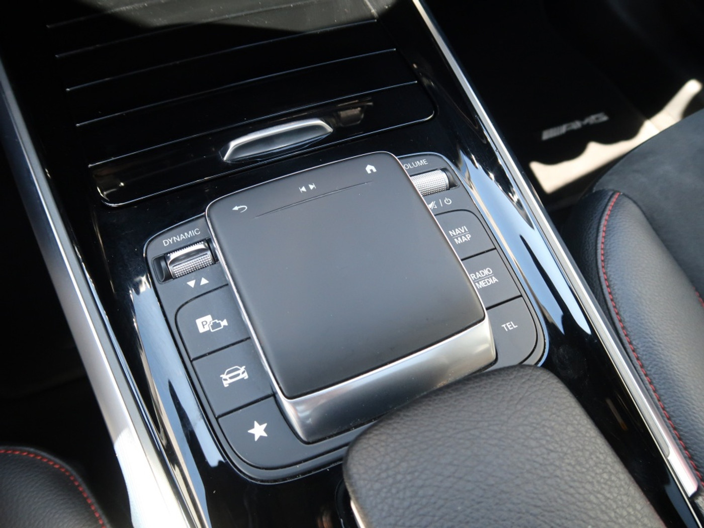 Foto van Mercedes-Benz Eqb