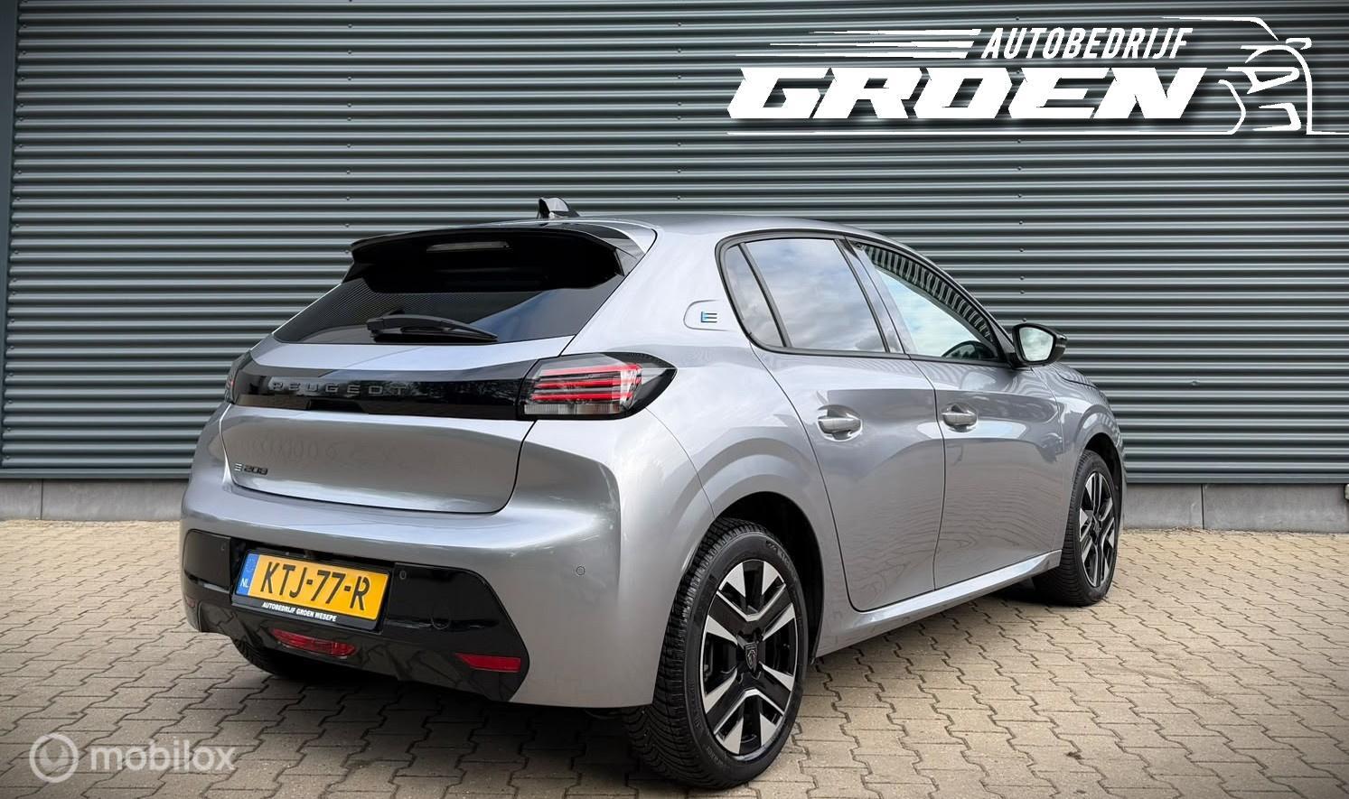Foto van Peugeot E-208