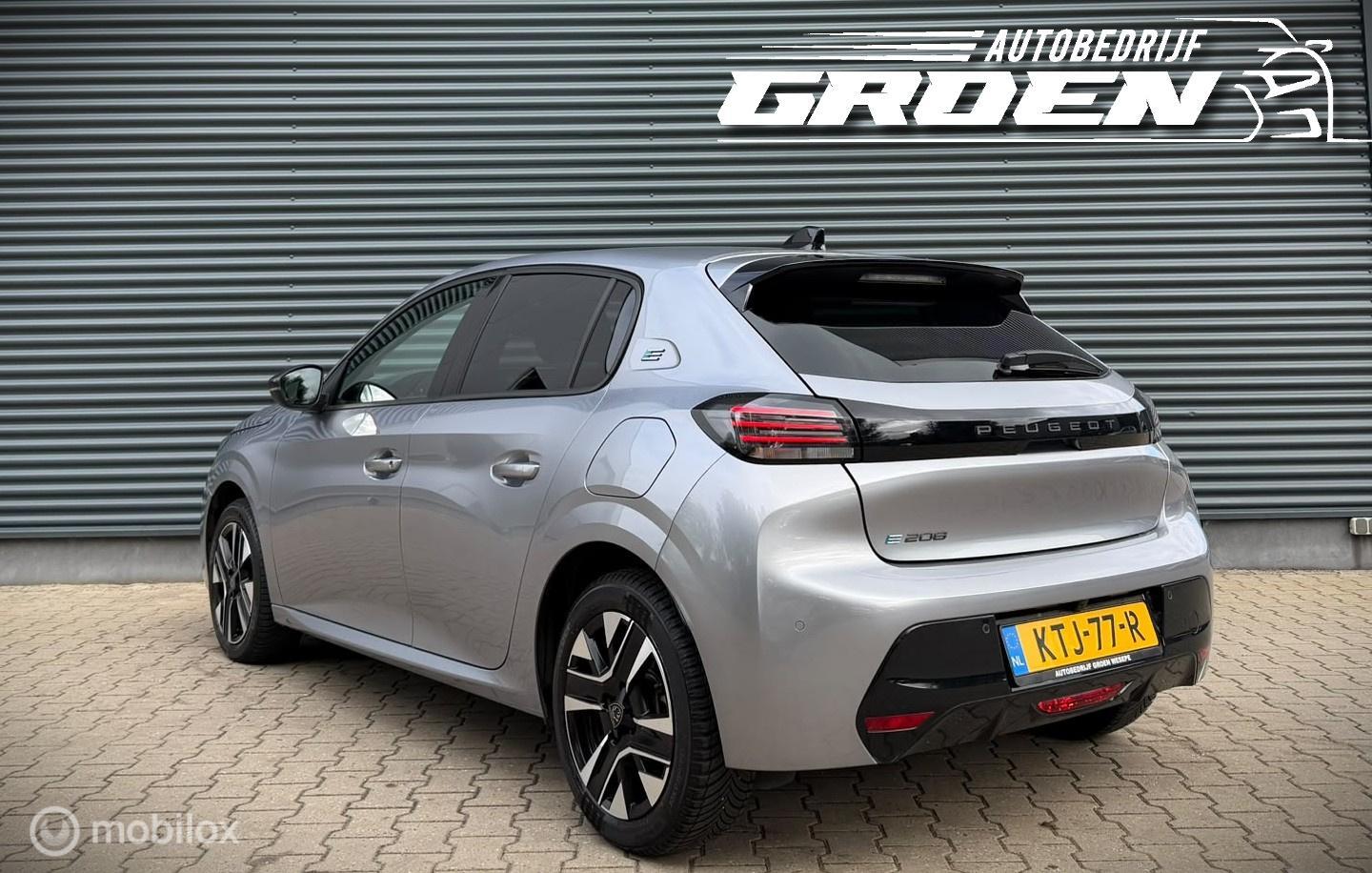 Foto van Peugeot E-208