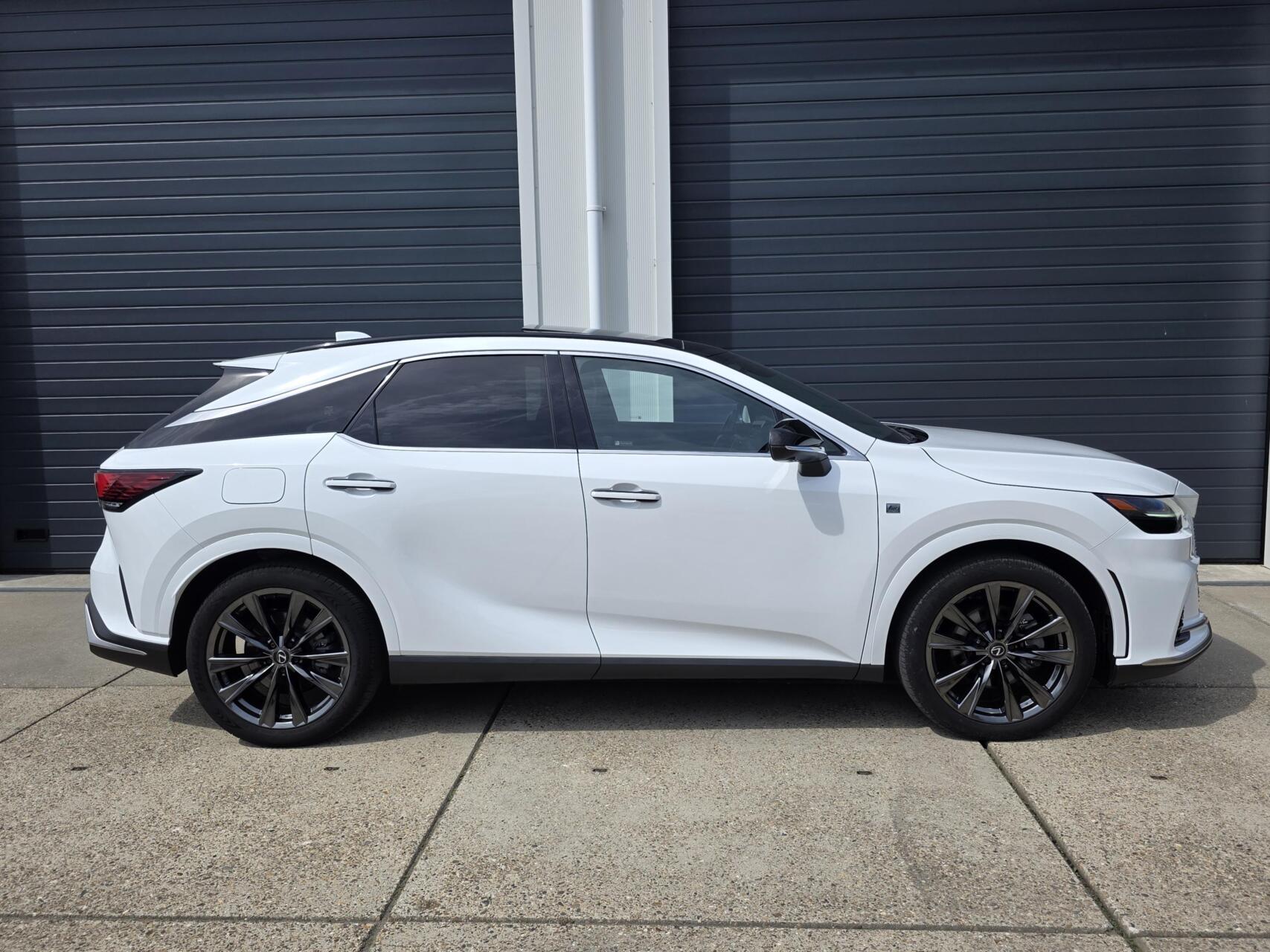 Foto van Lexus RX