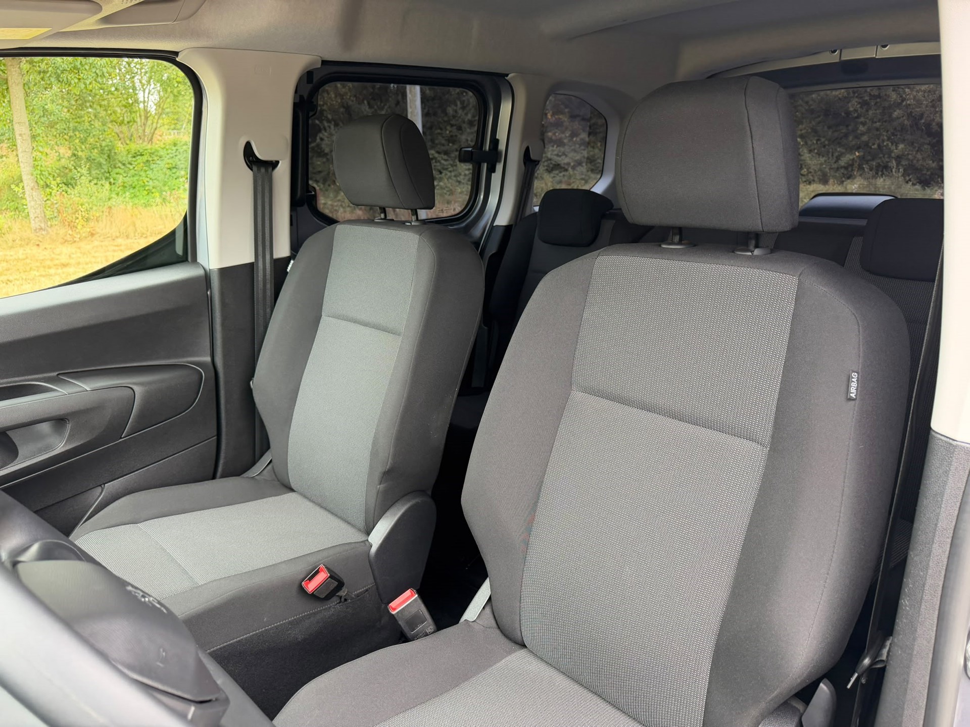 Foto van Peugeot E-rifter