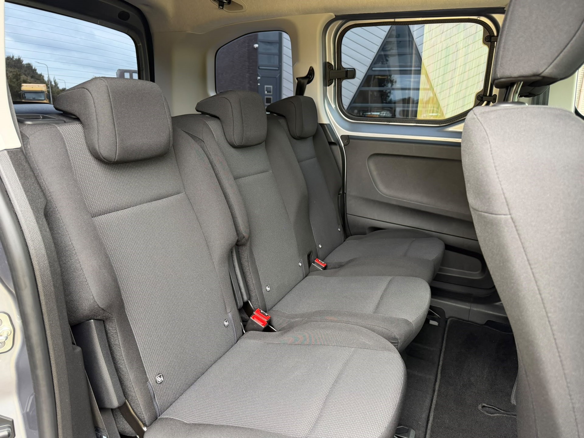 Foto van Peugeot E-rifter