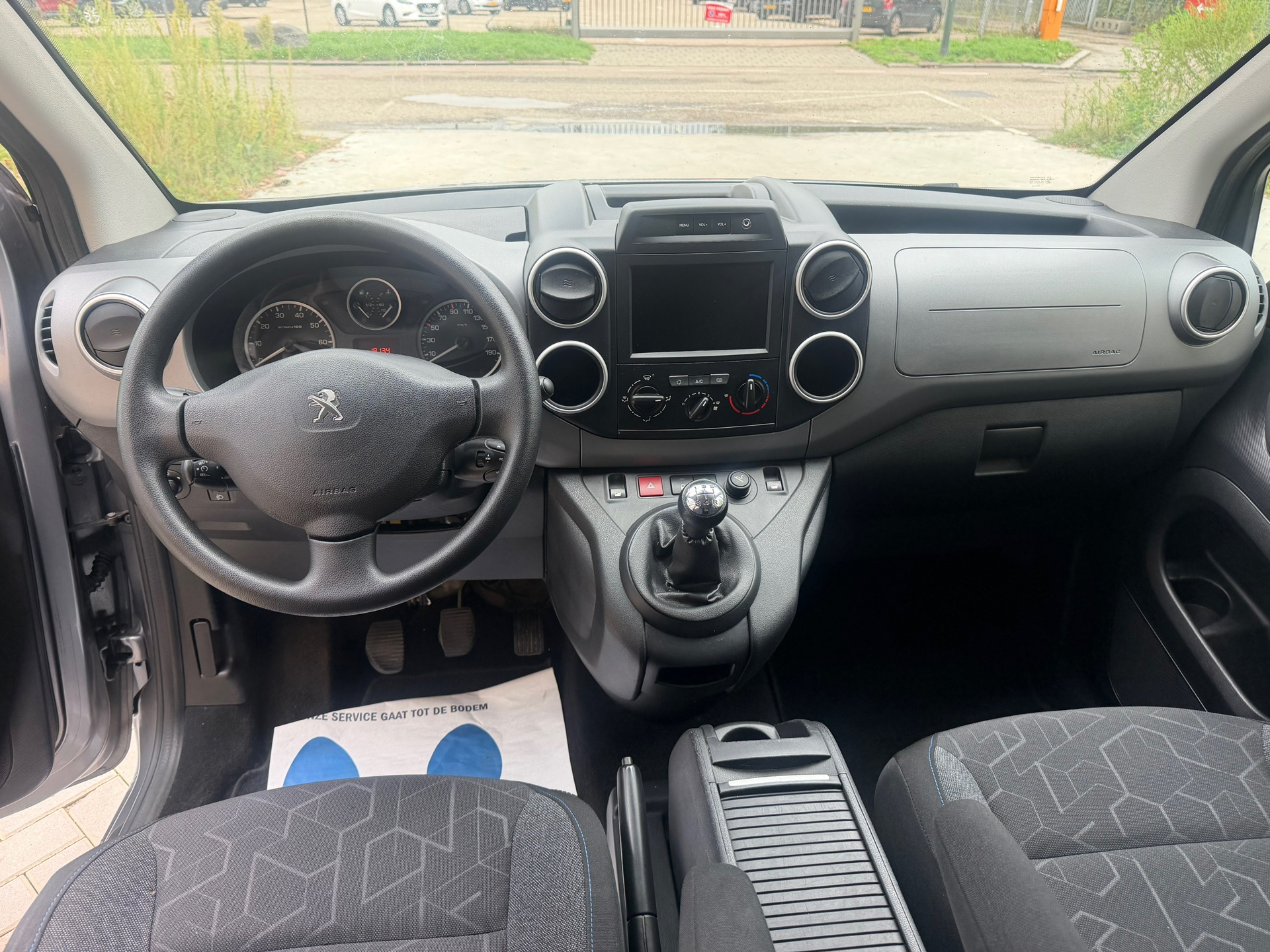 Foto van Peugeot Partner Tepee