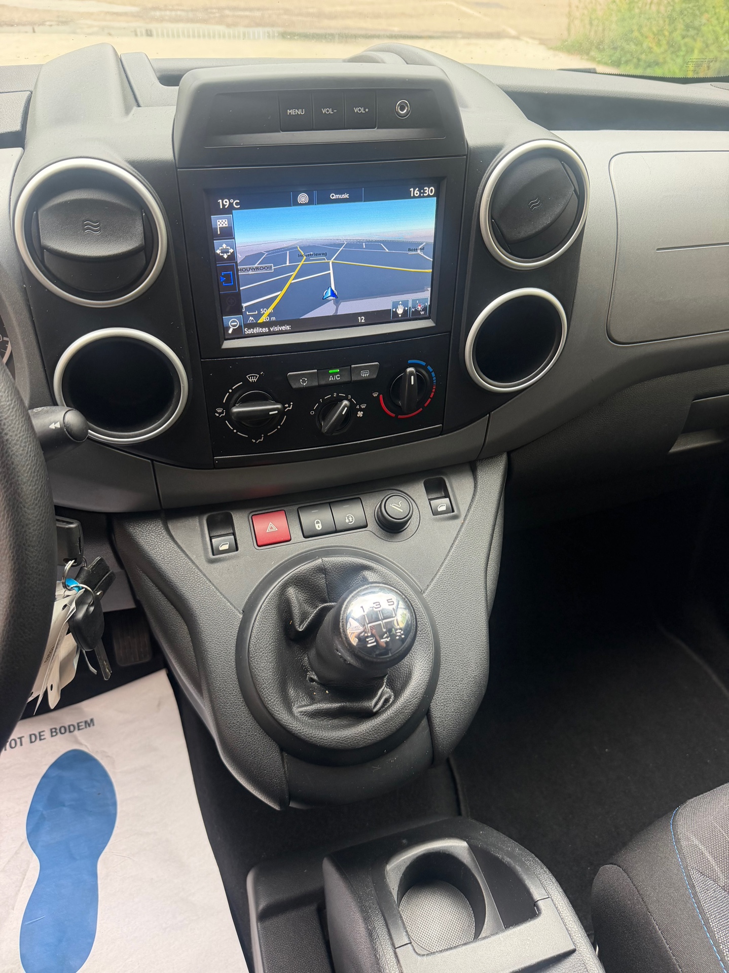 Foto van Peugeot Partner Tepee