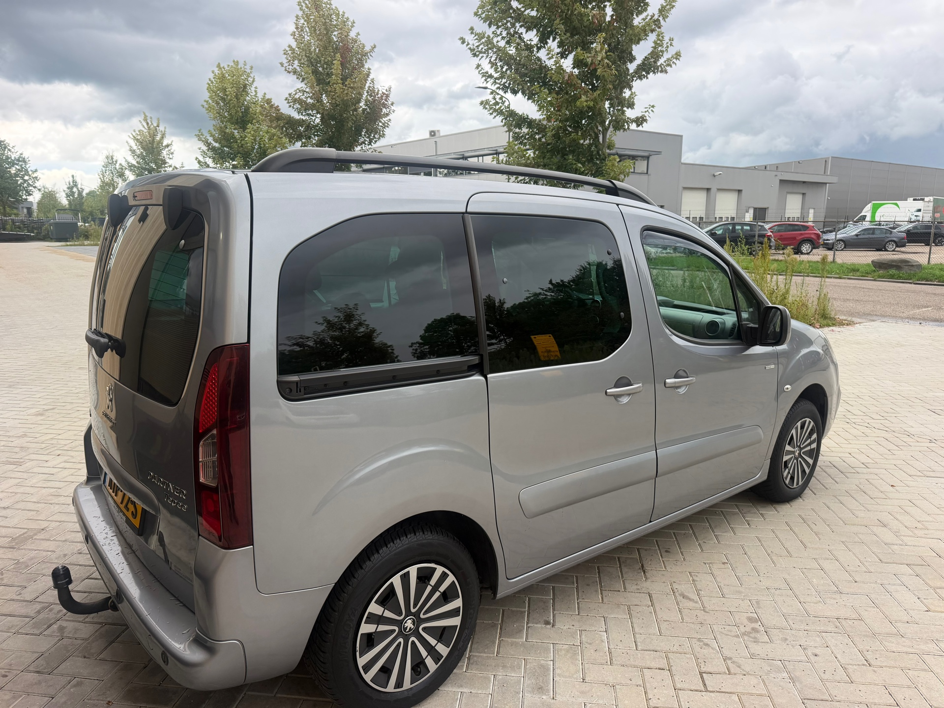 Foto van Peugeot Partner Tepee