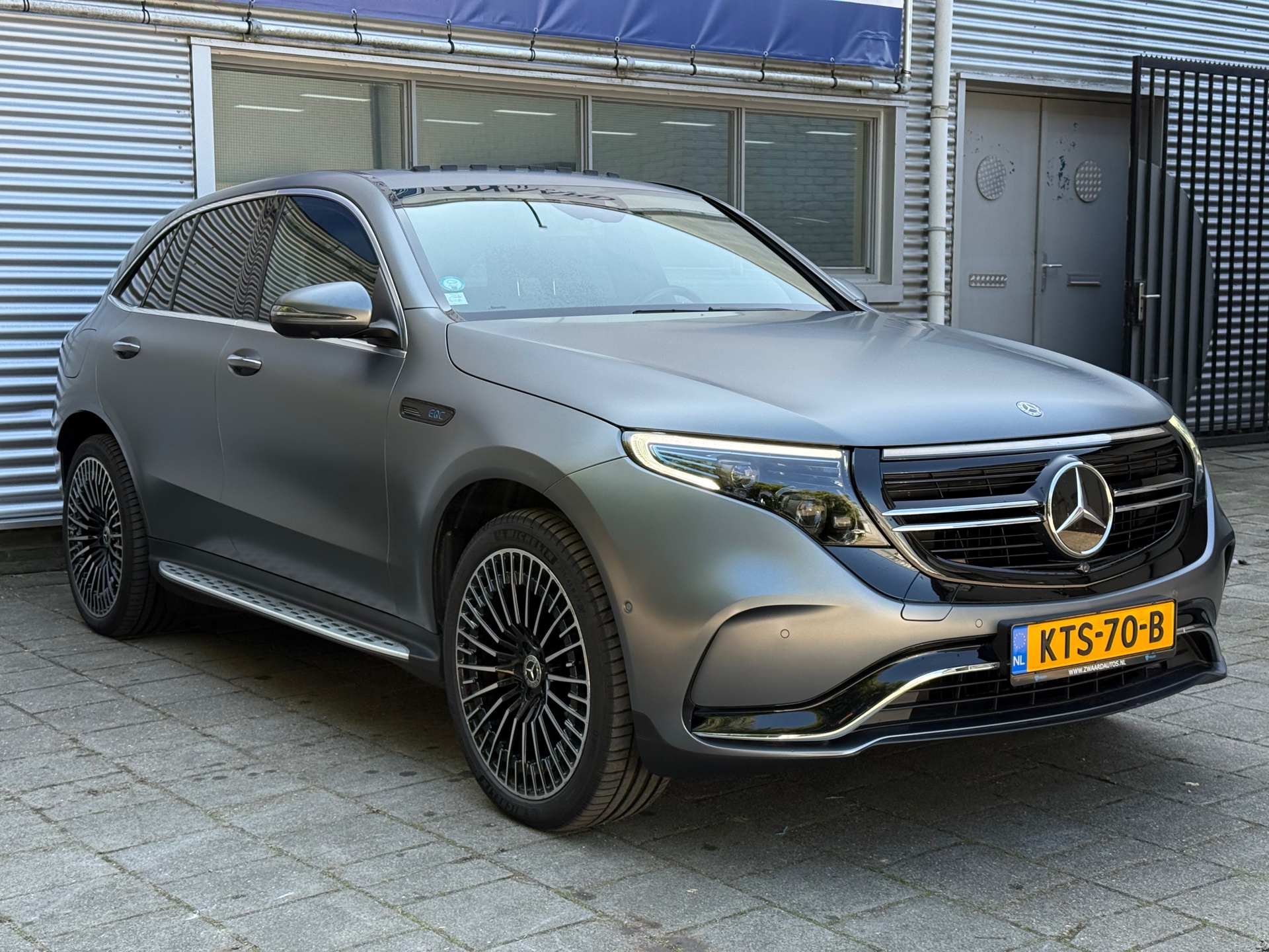 Foto van Mercedes-Benz Eqc 400 4-matic AMG
