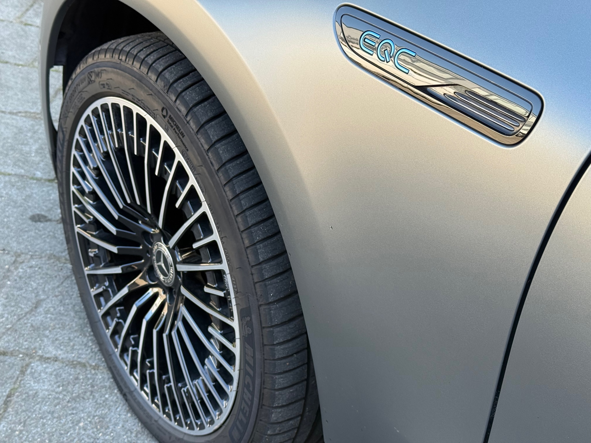 Foto van Mercedes-Benz Eqc 400 4-matic AMG