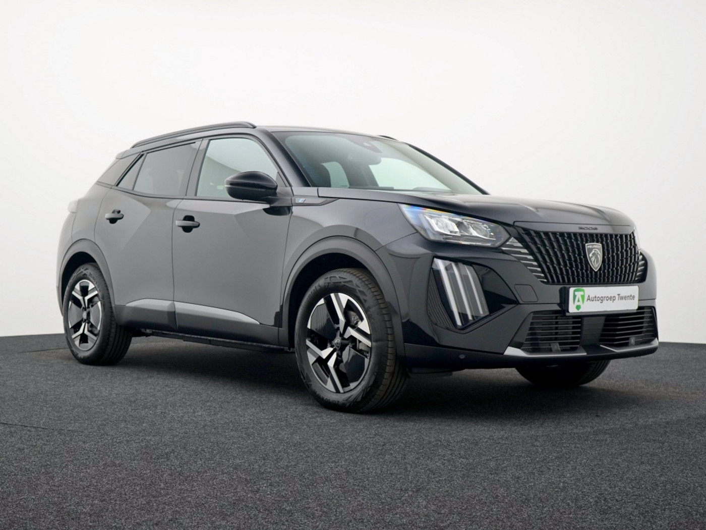 Foto van Peugeot E-2008