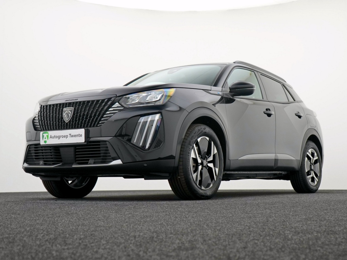 Foto van Peugeot E-2008