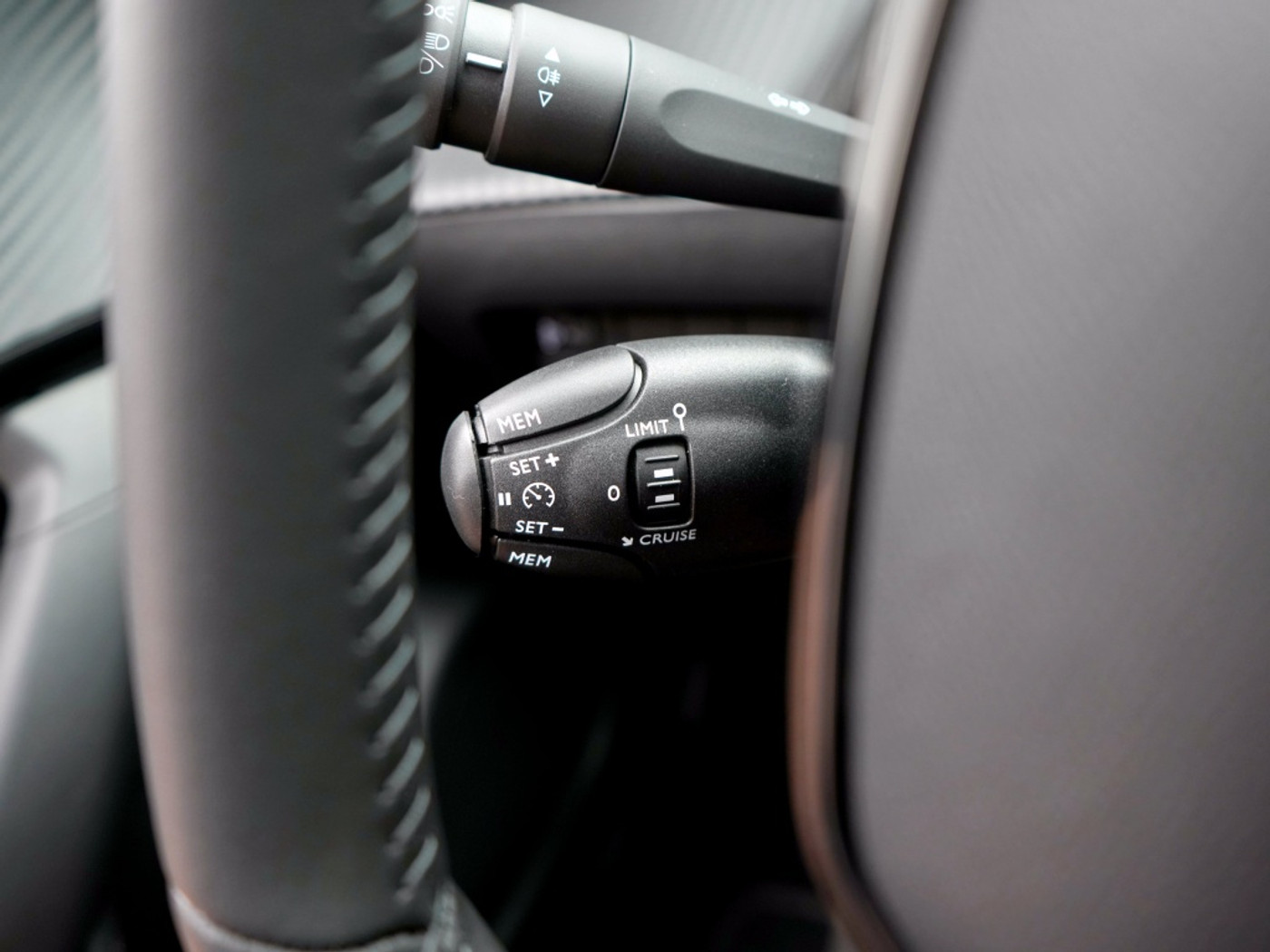 Foto van Peugeot E-2008