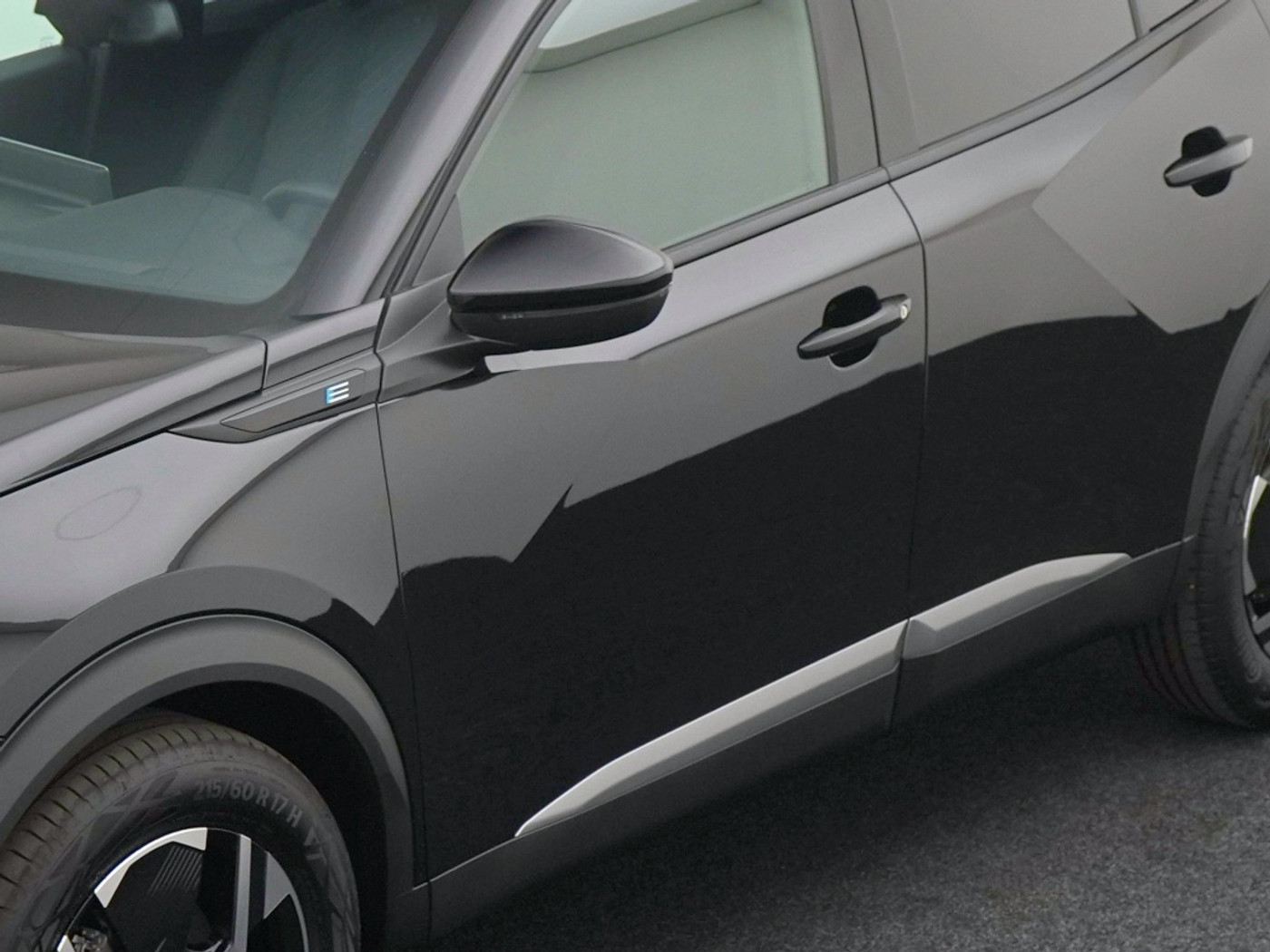 Foto van Peugeot E-2008