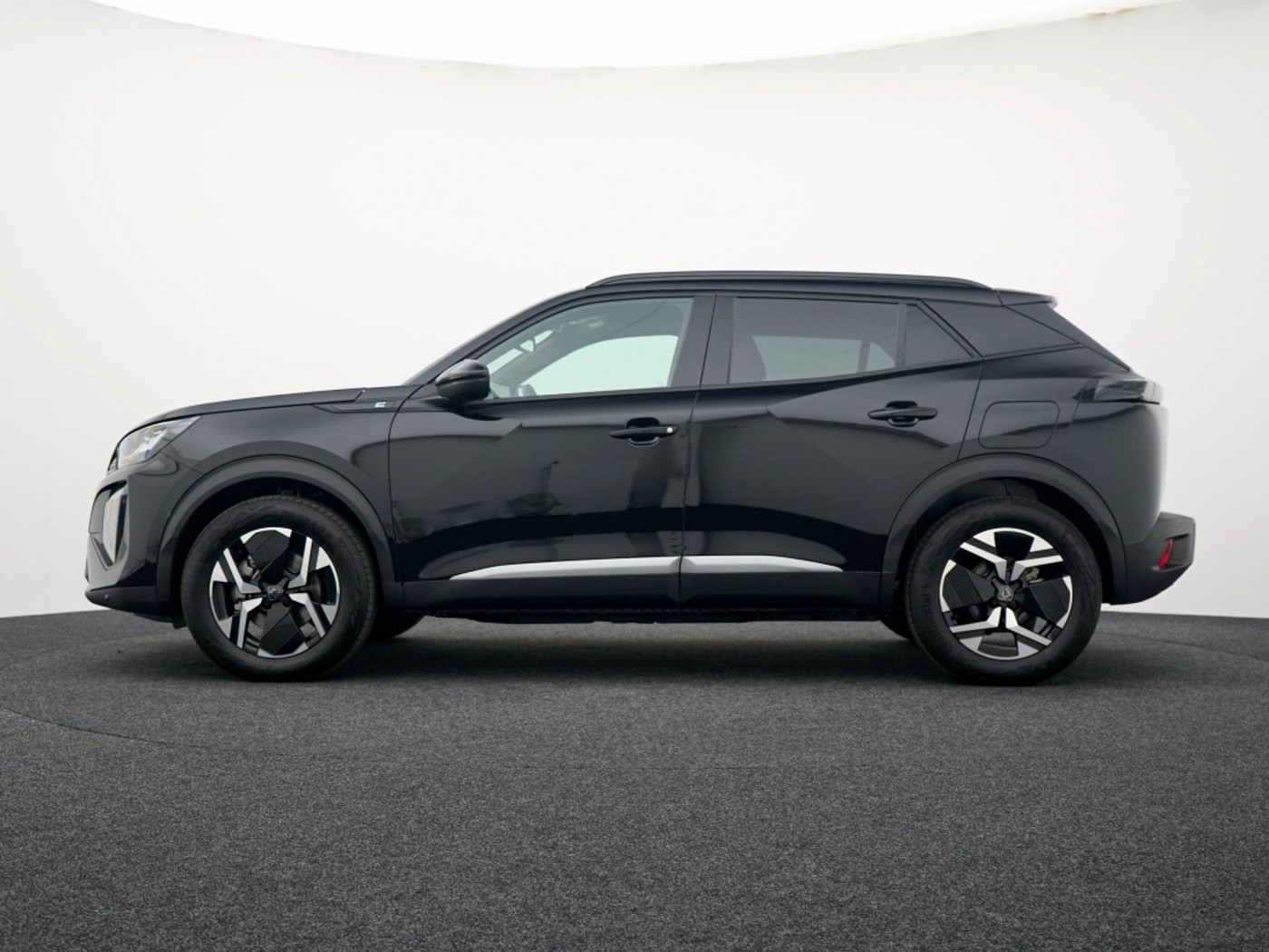 Foto van Peugeot E-2008