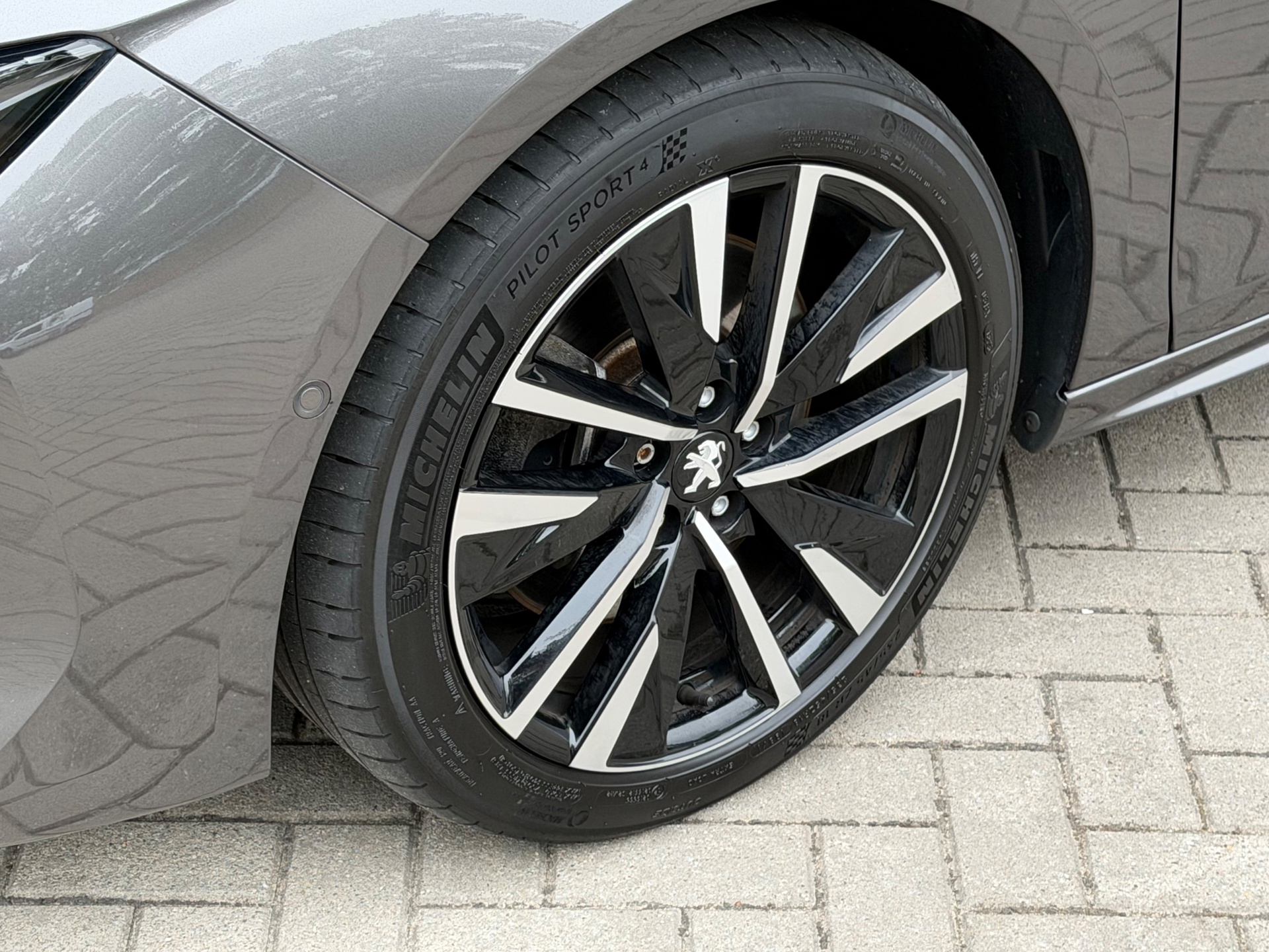 Foto van Peugeot 508 SW