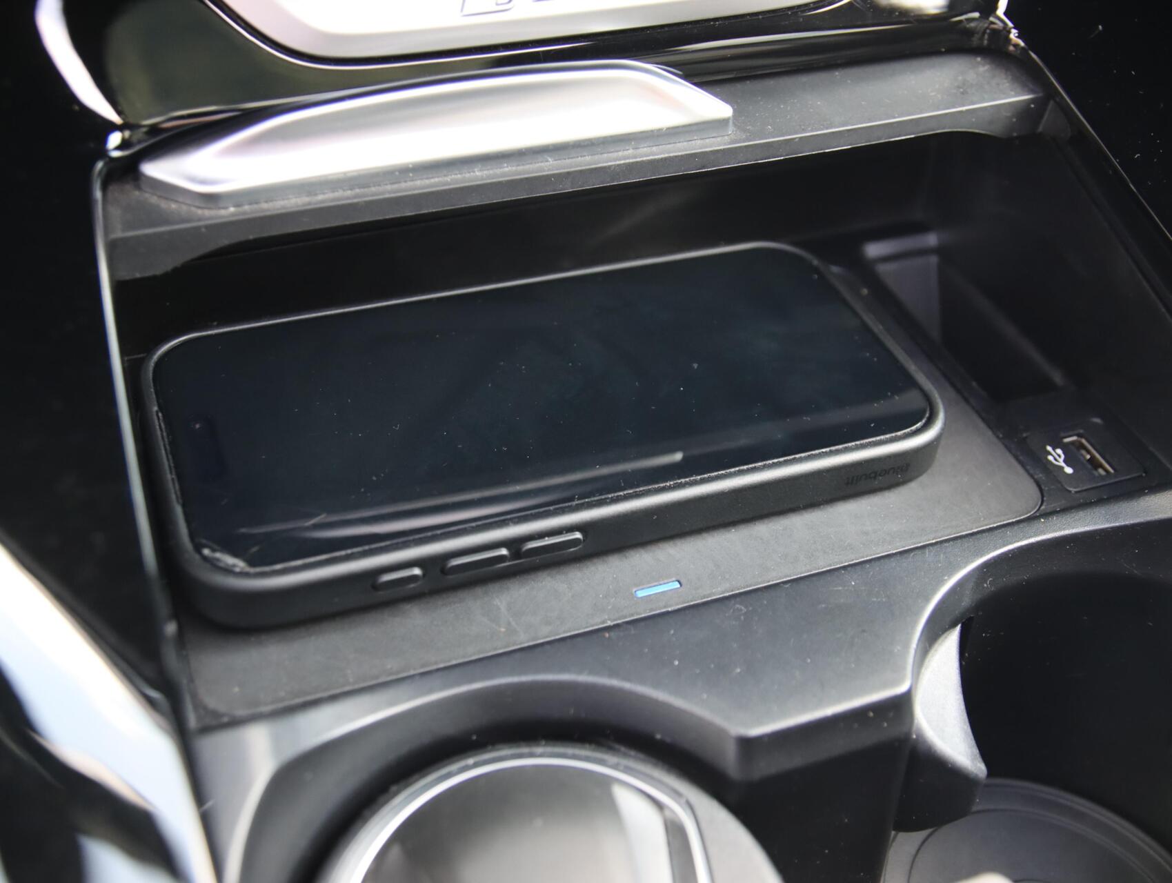 Foto van BMW Ix3