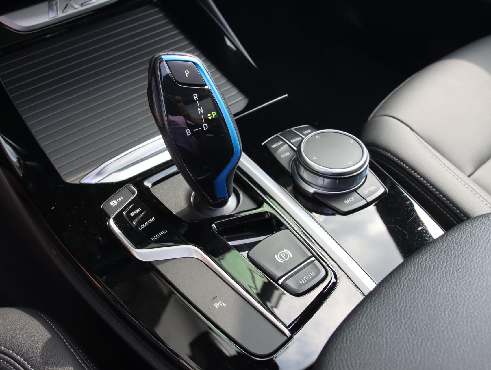 Foto van BMW Ix3