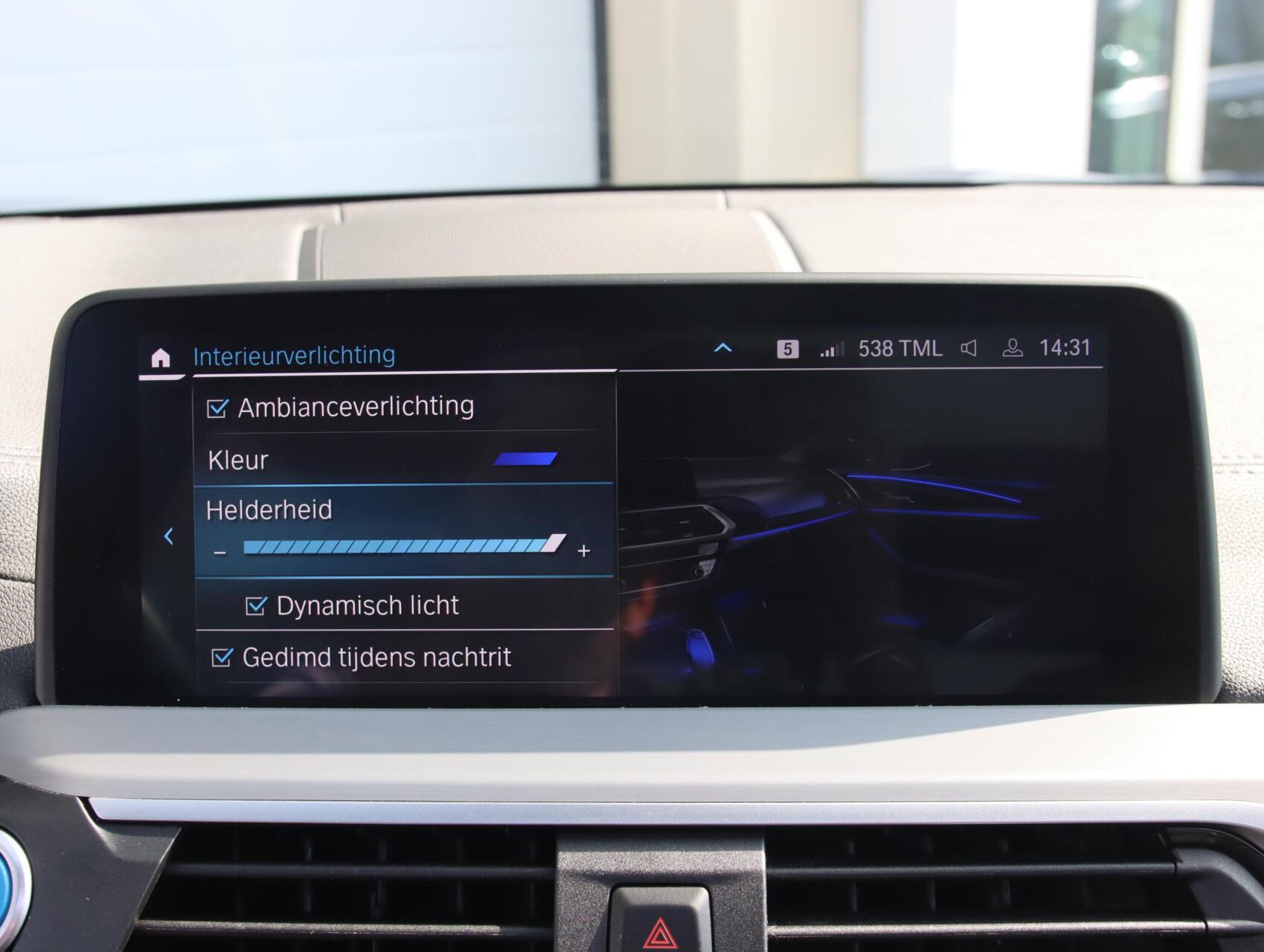 Foto van BMW Ix3