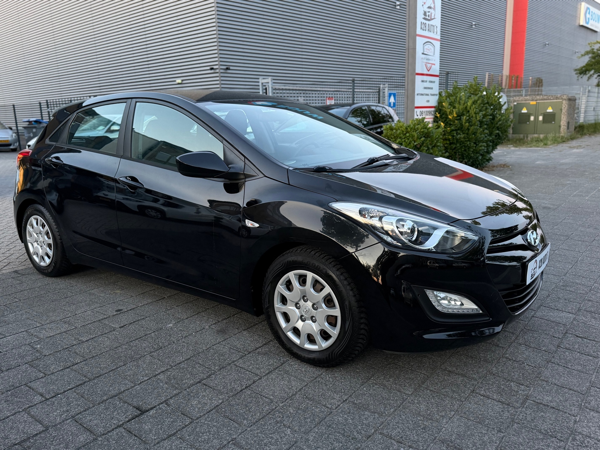 Hyundai I30 1.6 GDI i-Catcher |Automaat|Eco|Airco| 2014 - voorkant