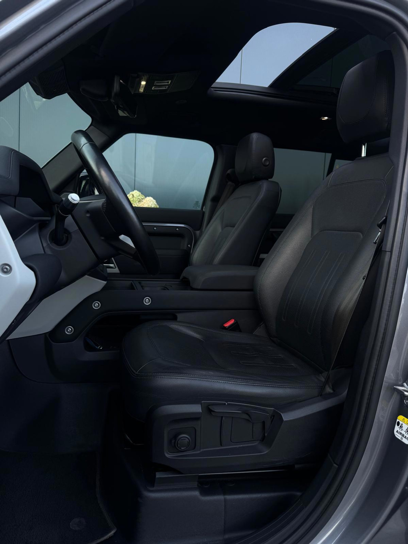 Foto van Land Rover Defender 110