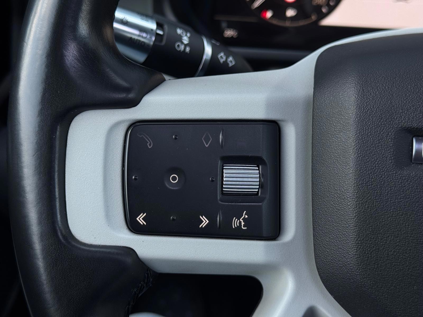 Foto van Land Rover Defender 110