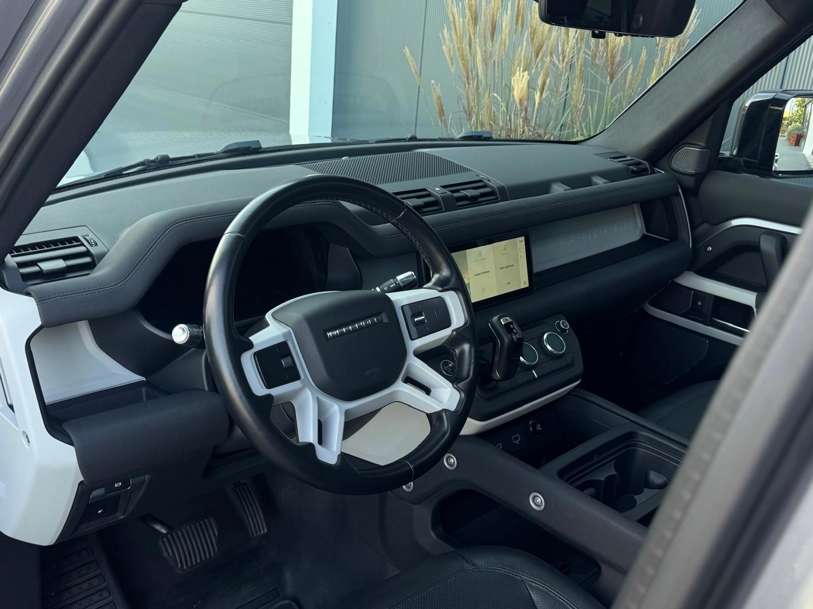 Foto van Land Rover Defender 110