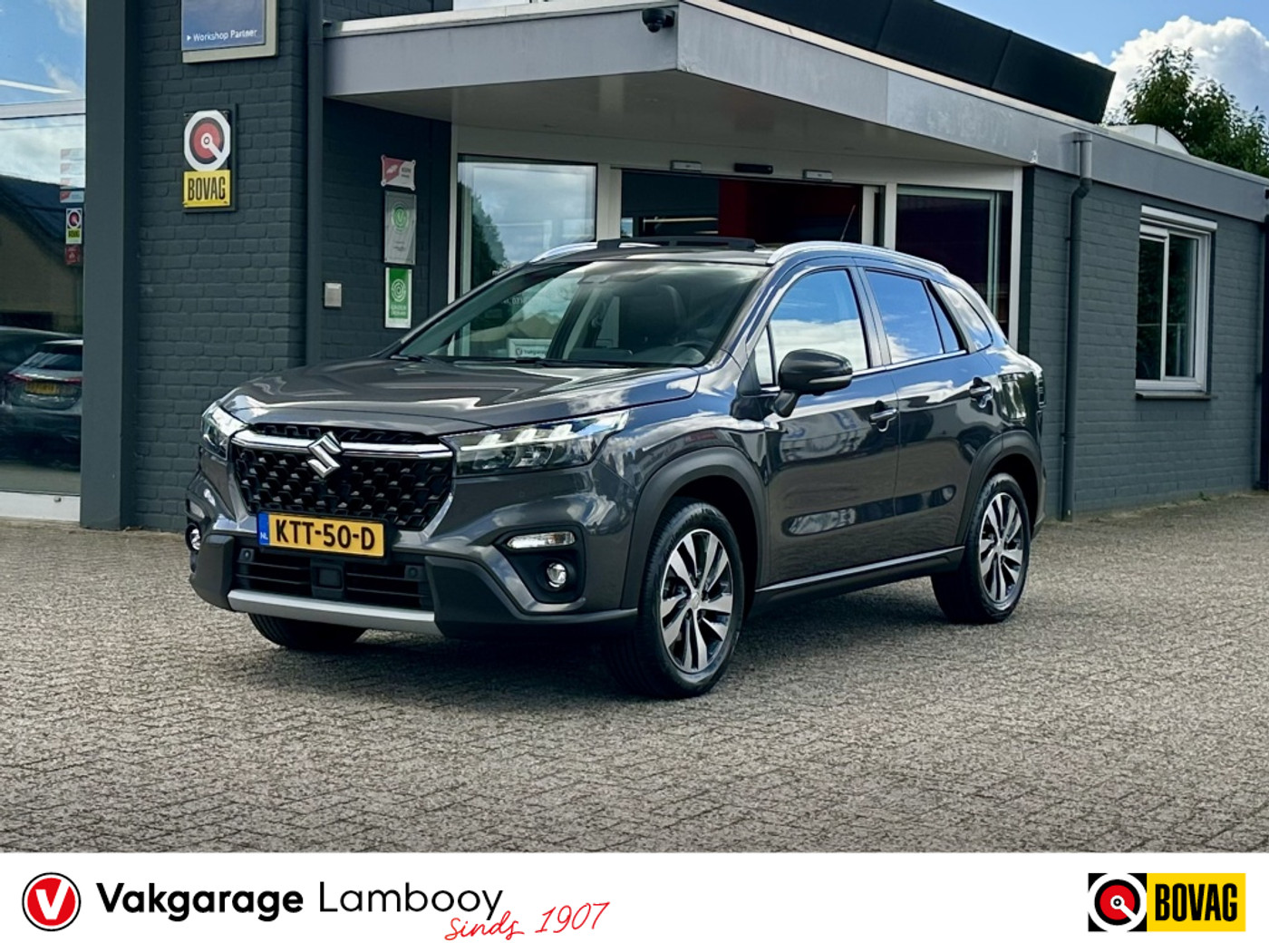 Suzuki S-cross 1.5 Hybrid ALLGRIP Style Trekhaak Pano Navi Camera 2023 - voorkant