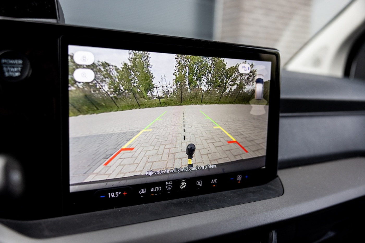 Foto van Ford E-transit Cour.