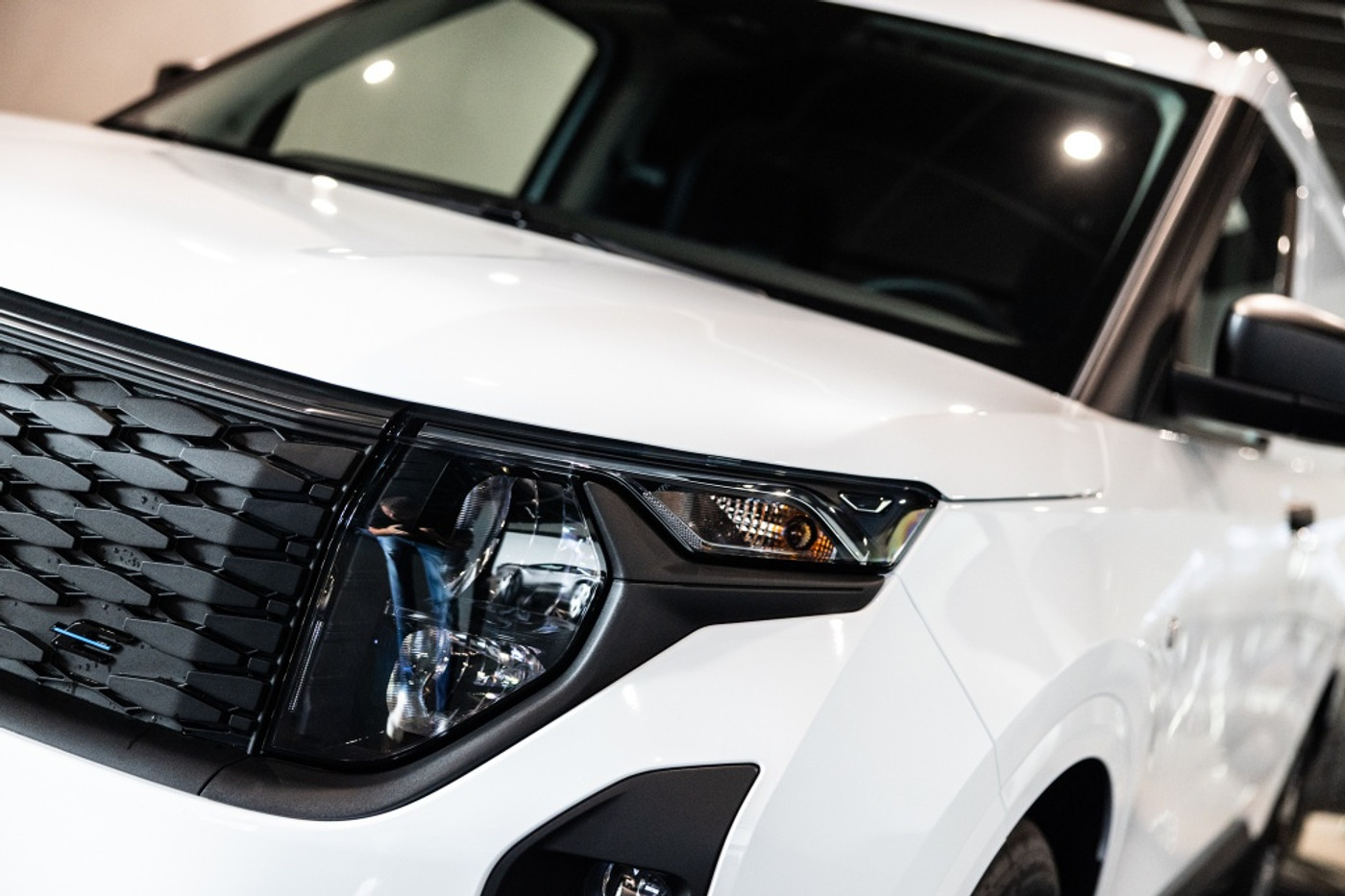Foto van Ford E-transit Cour.