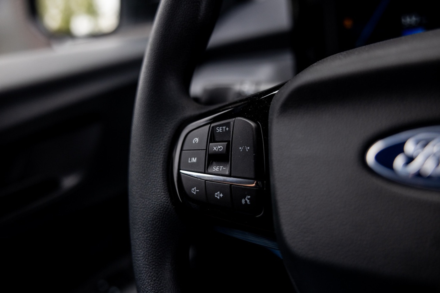 Foto van Ford E-transit Cour.