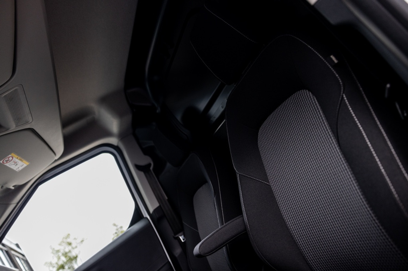 Foto van Ford E-transit Cour.