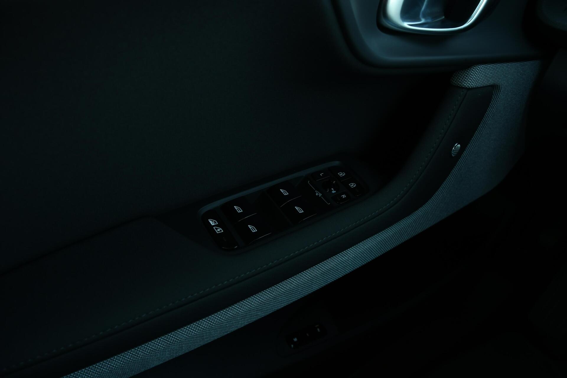 Foto van Polestar 2