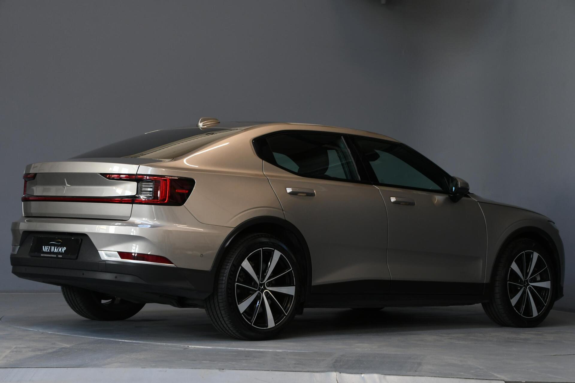 Foto van Polestar 2
