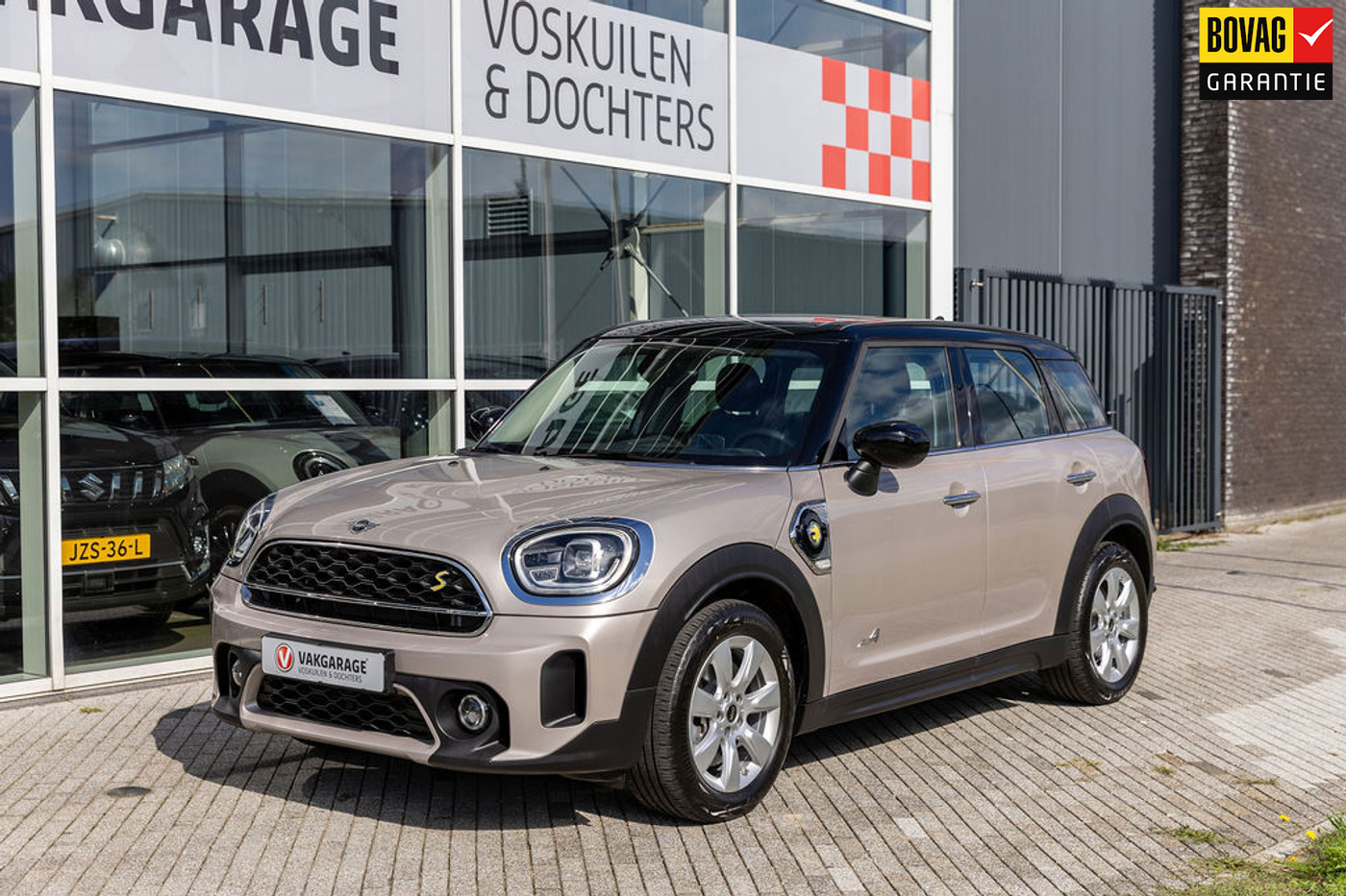 Mini Countryman 1.5 Cooper S E ALL4 Business Design Rose PHEV 2021 - voorkant