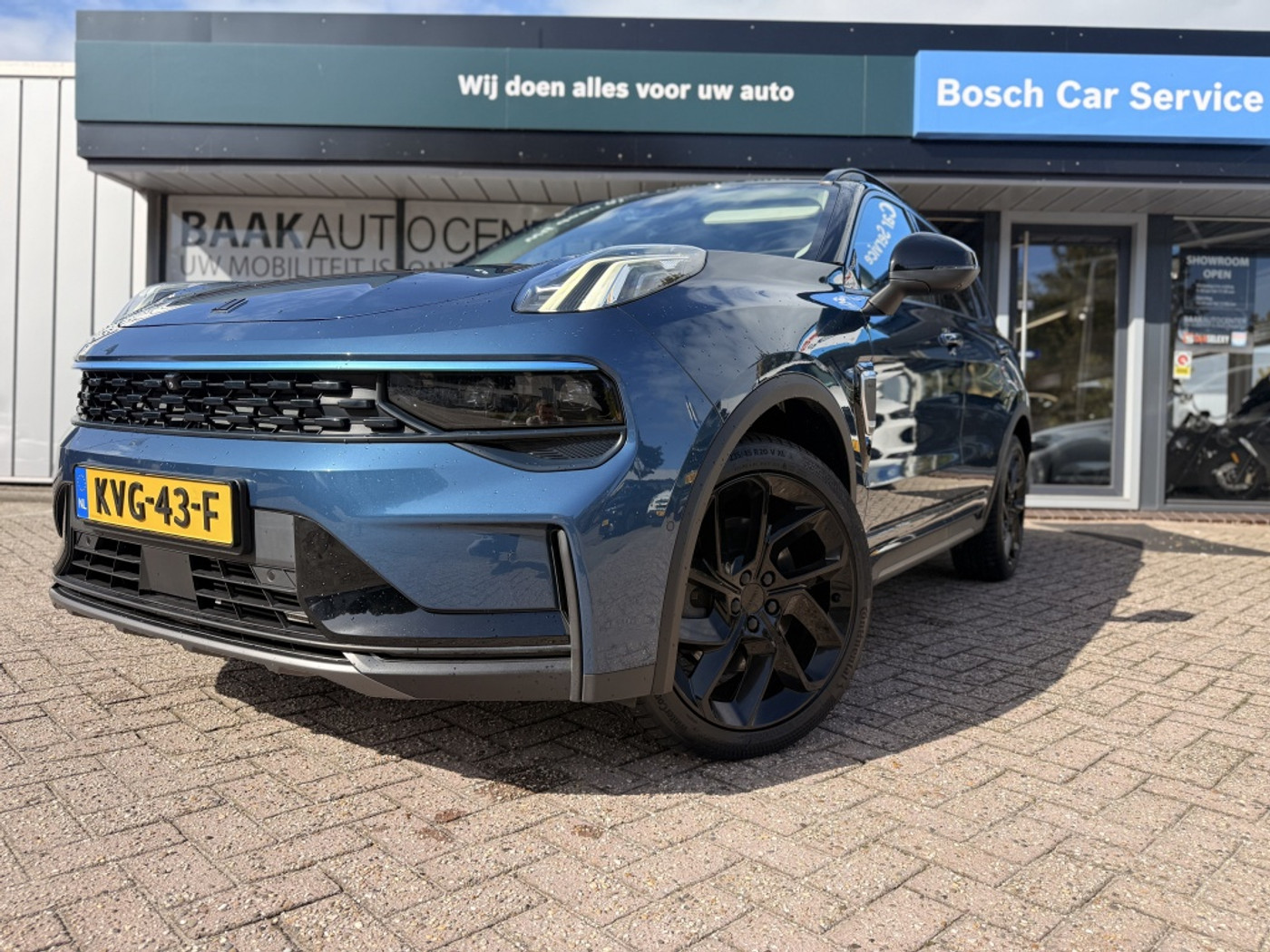 Foto van LYNK & Co 01