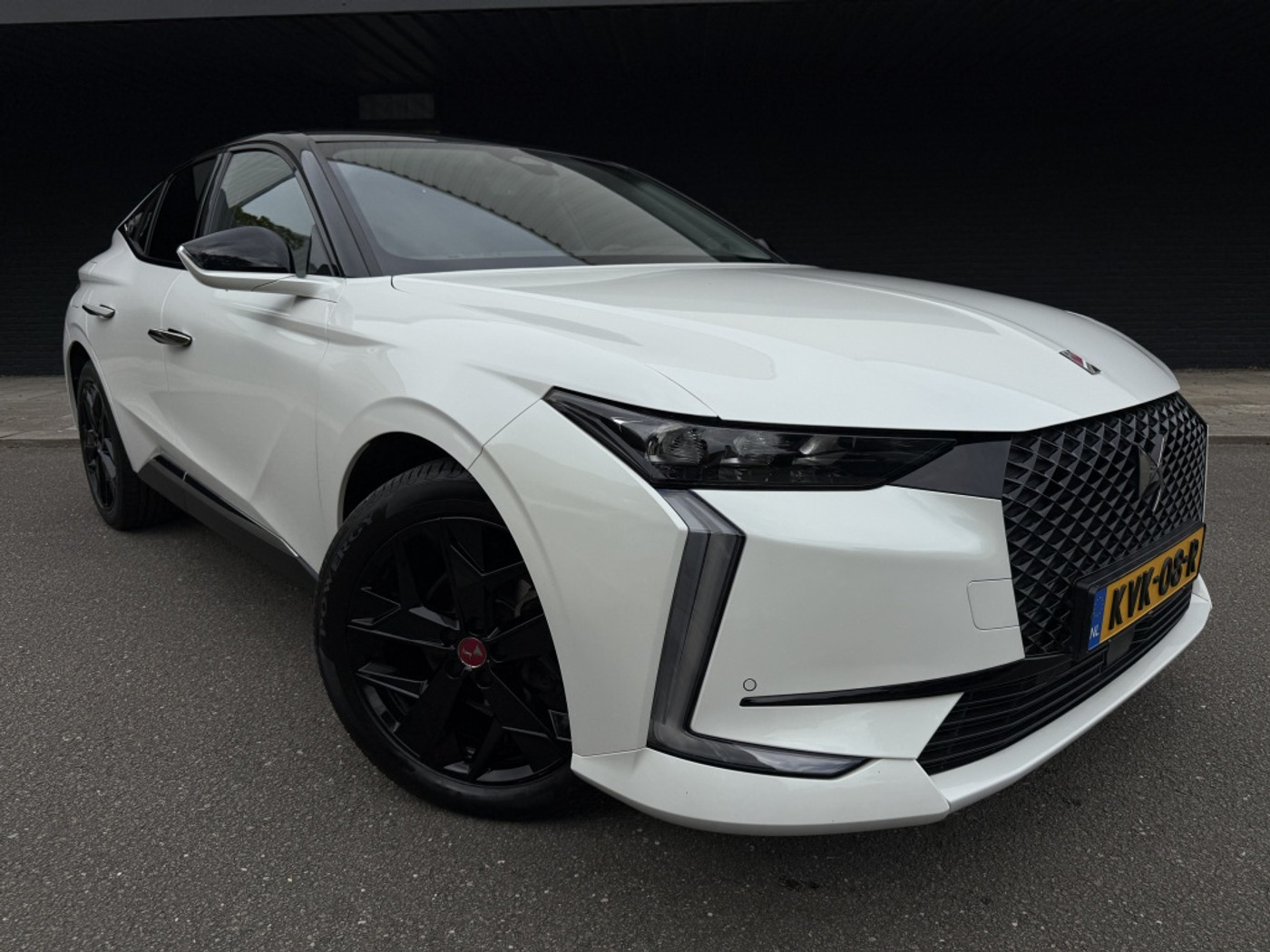 DS 4 1.2 PT Performance Line 2022 - voorkant