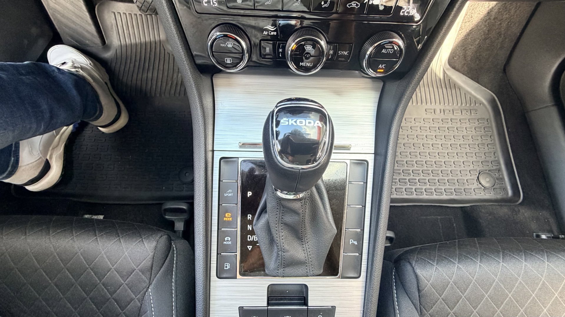 Foto van Skoda Superb Combi