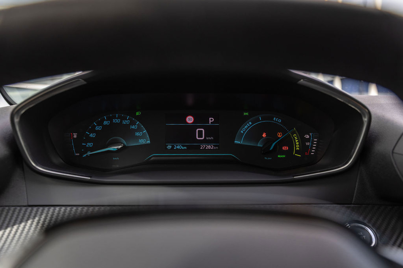 Foto van Peugeot E-208