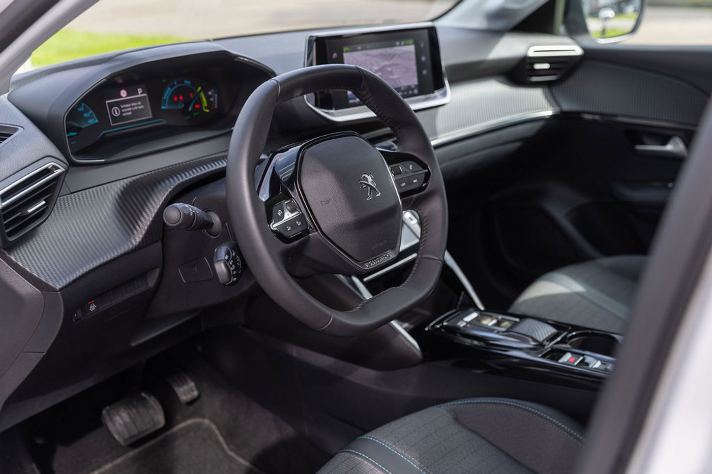 Foto van Peugeot E-208