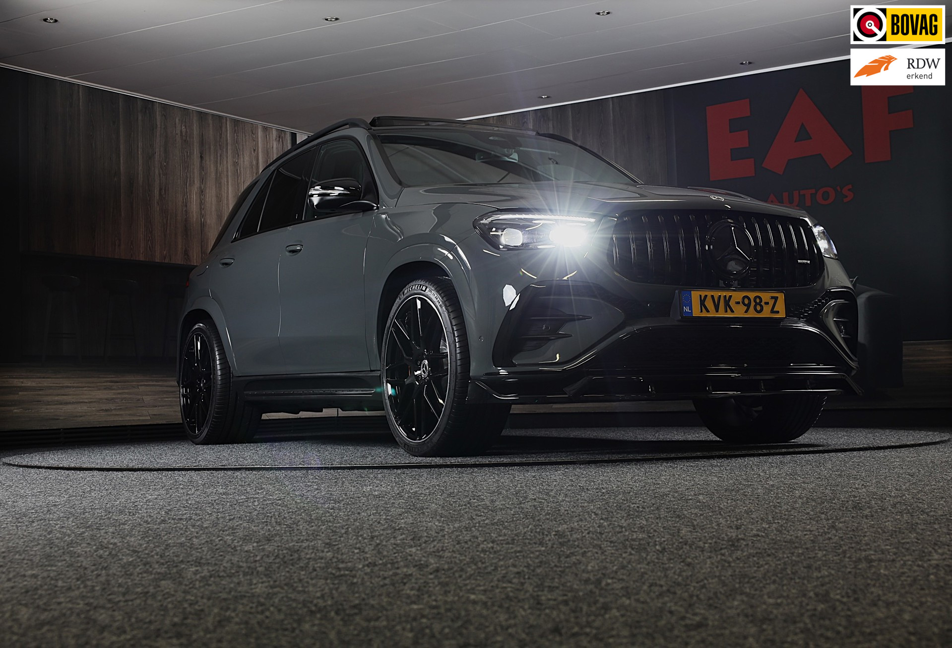 Mercedes-Benz Gle-klasse 400 e 4MATIC AMG 63 Look / Massage / Memory / Acc / Luchtvering / Burmester / Leder / Head Up / Pano 2026 - voorkant