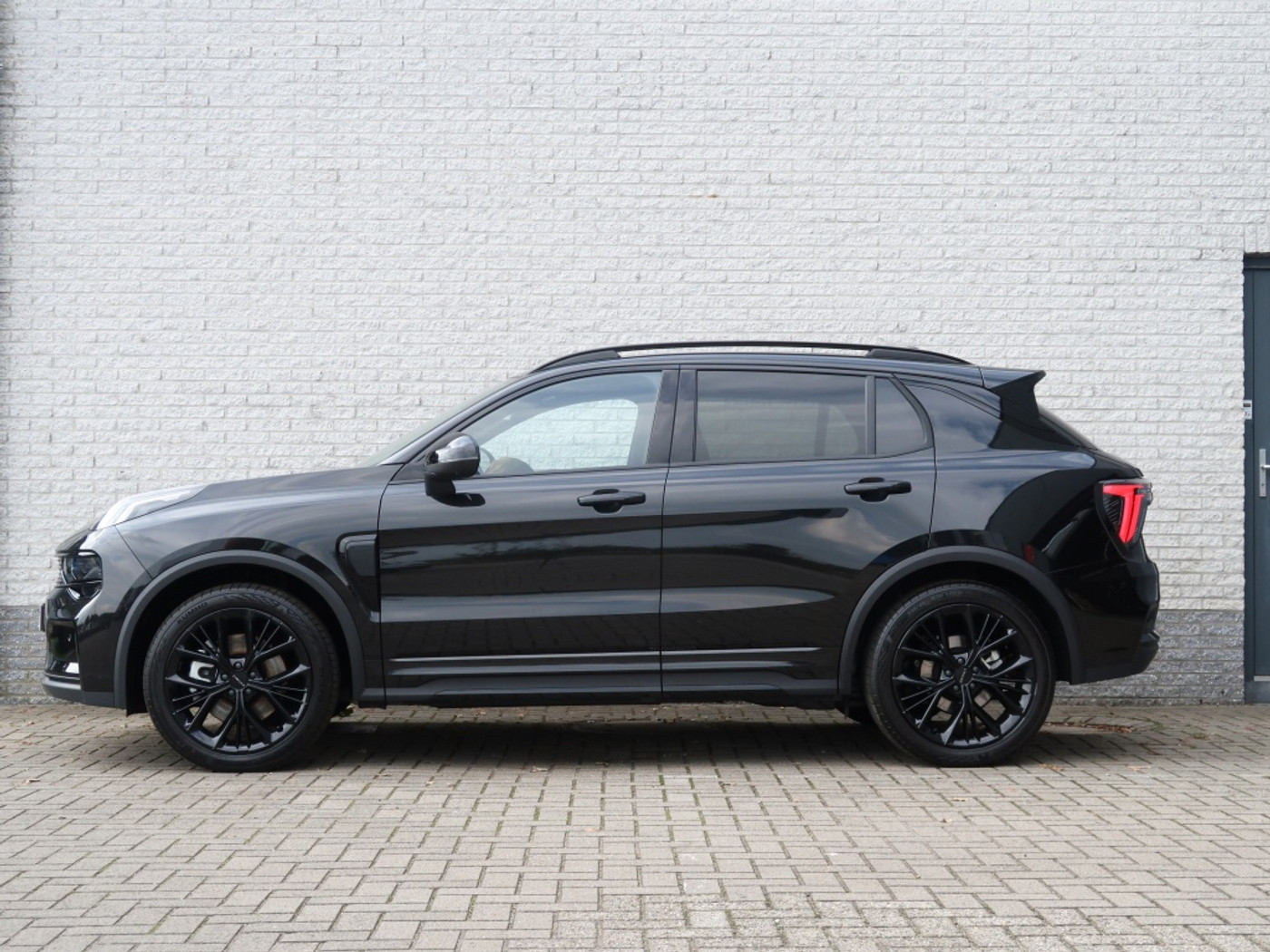 Foto van LYNK & Co 01
