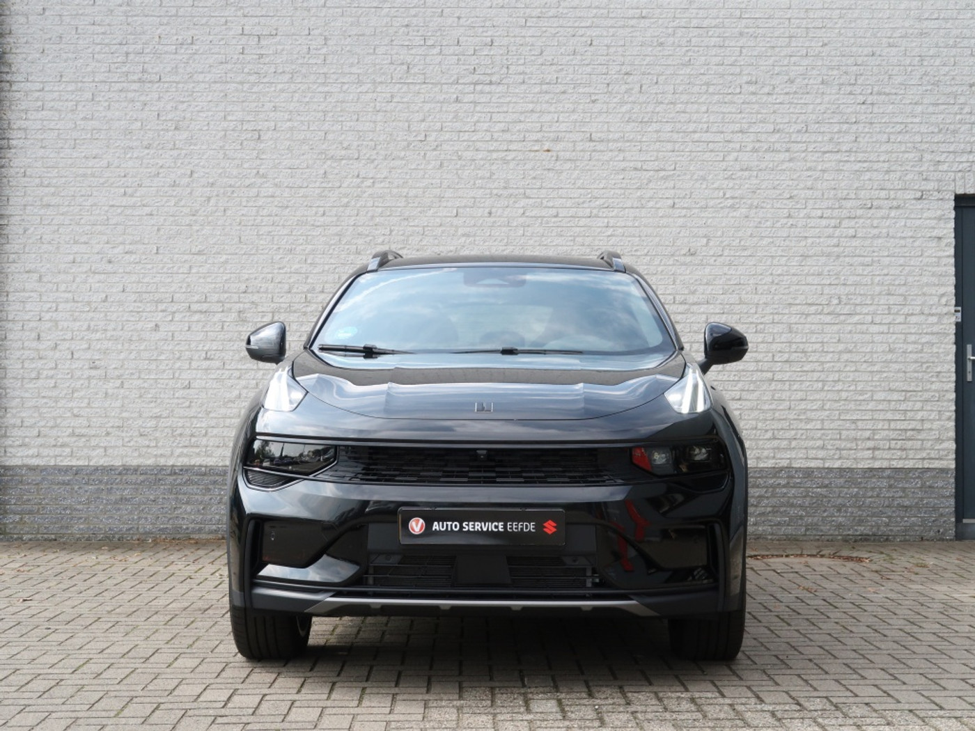 Foto van LYNK & Co 01