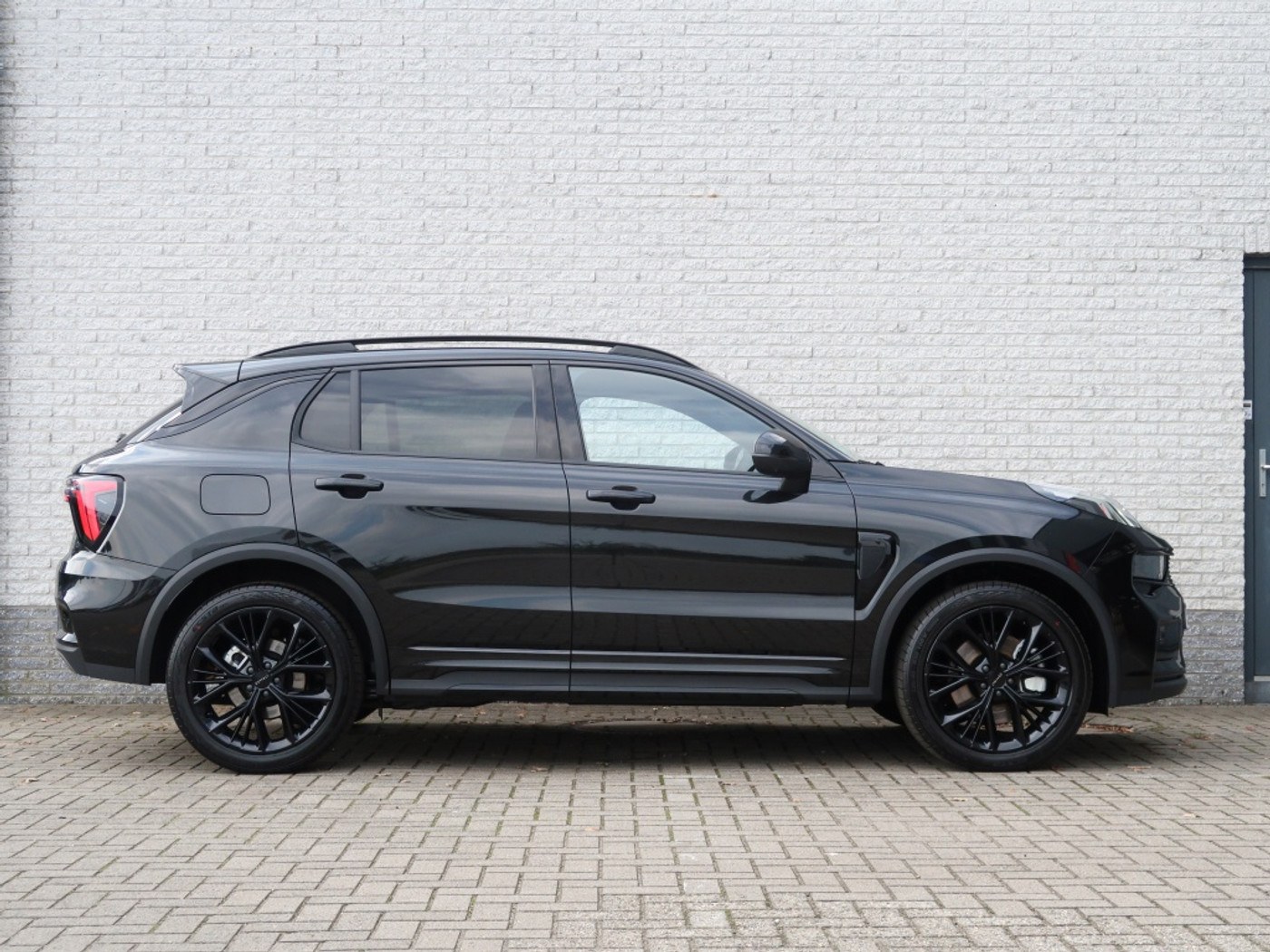 Foto van LYNK & Co 01