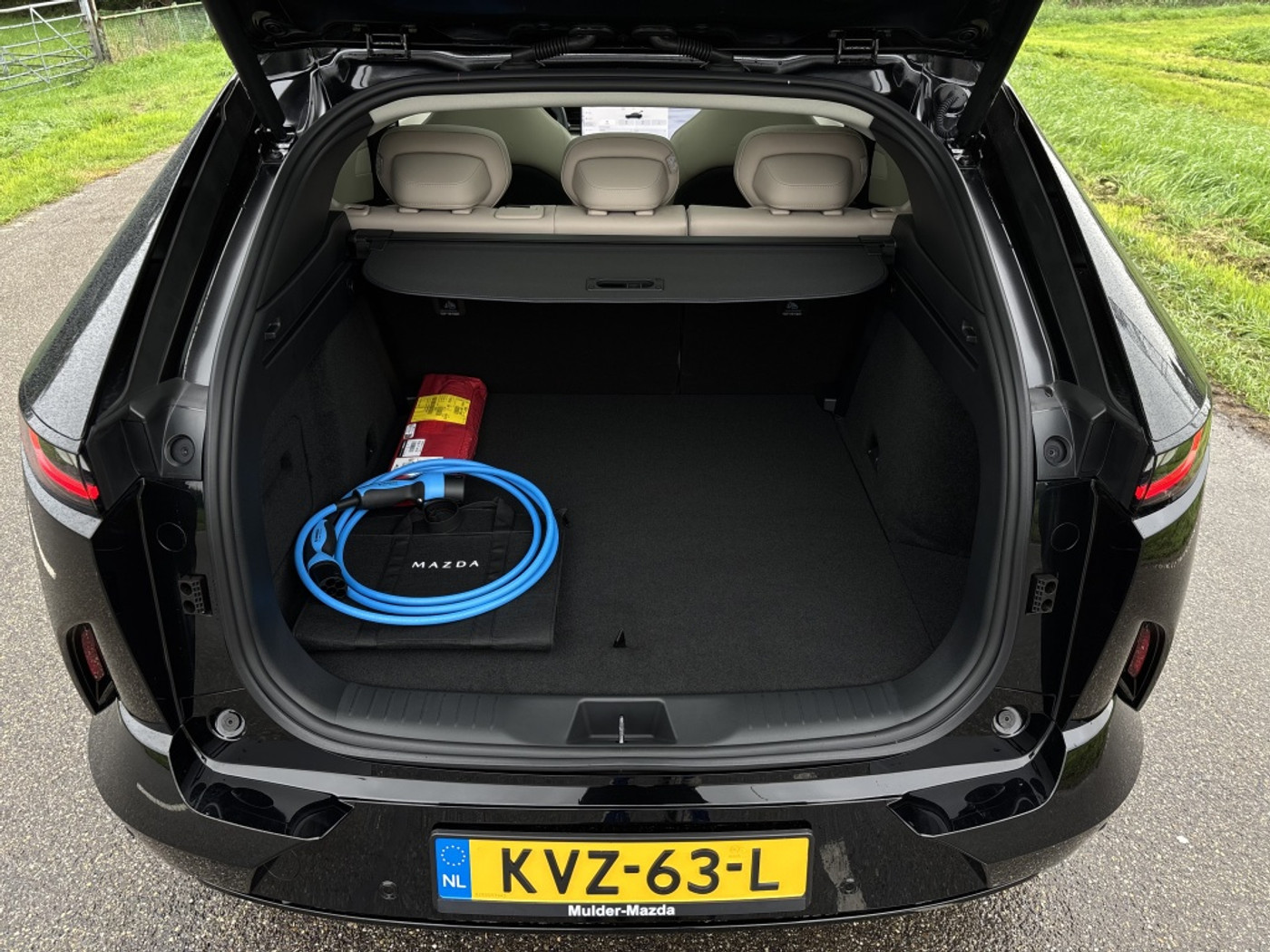 Foto van Mazda Cx-6e