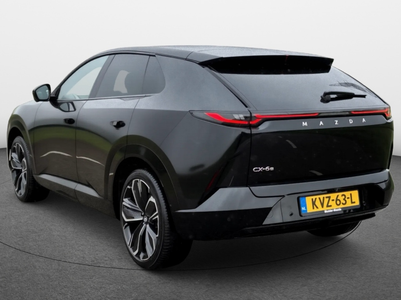 Foto van Mazda Cx-6e